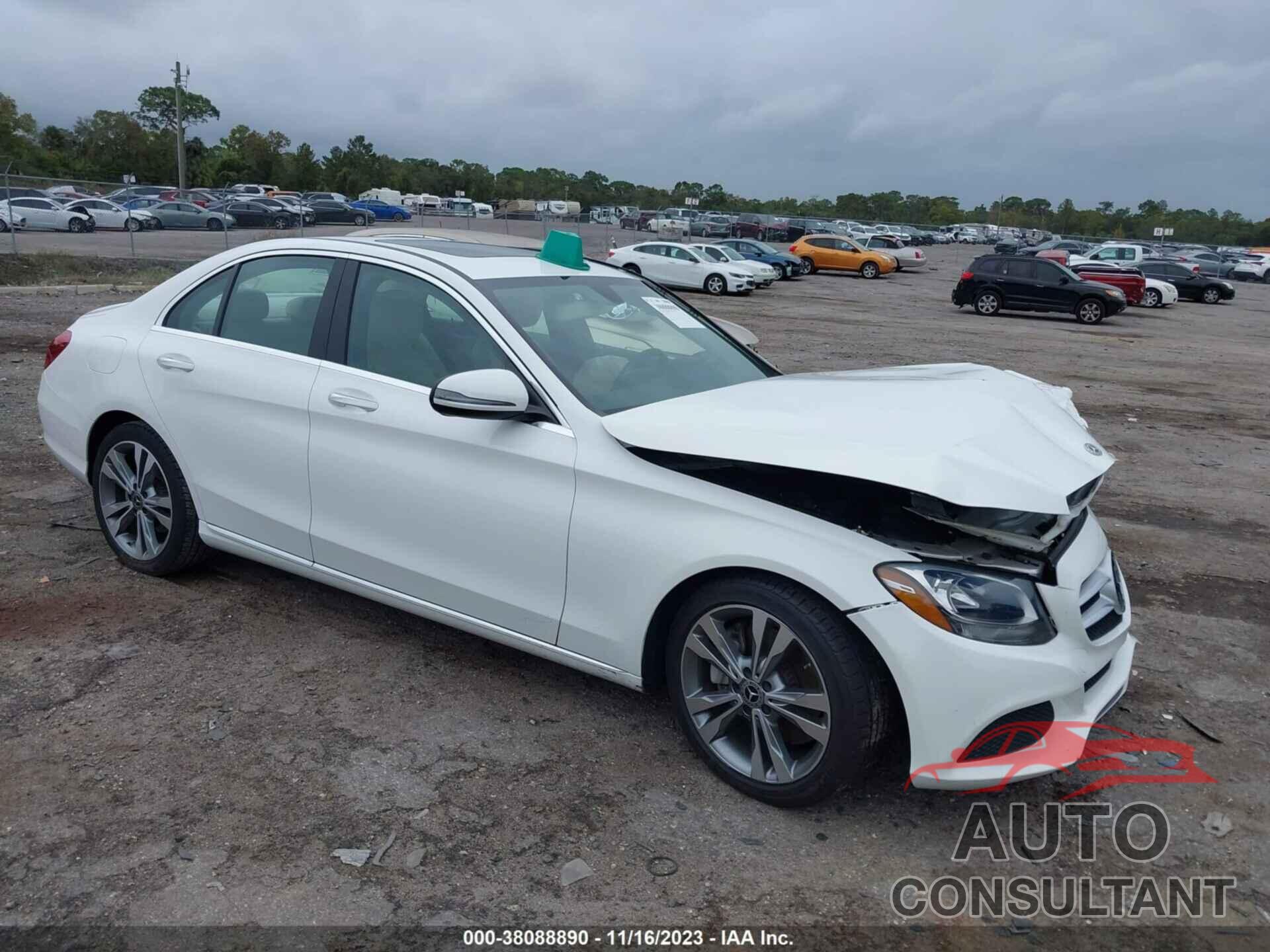 MERCEDES-BENZ C 300 2018 - 55SWF4JB2JU265357