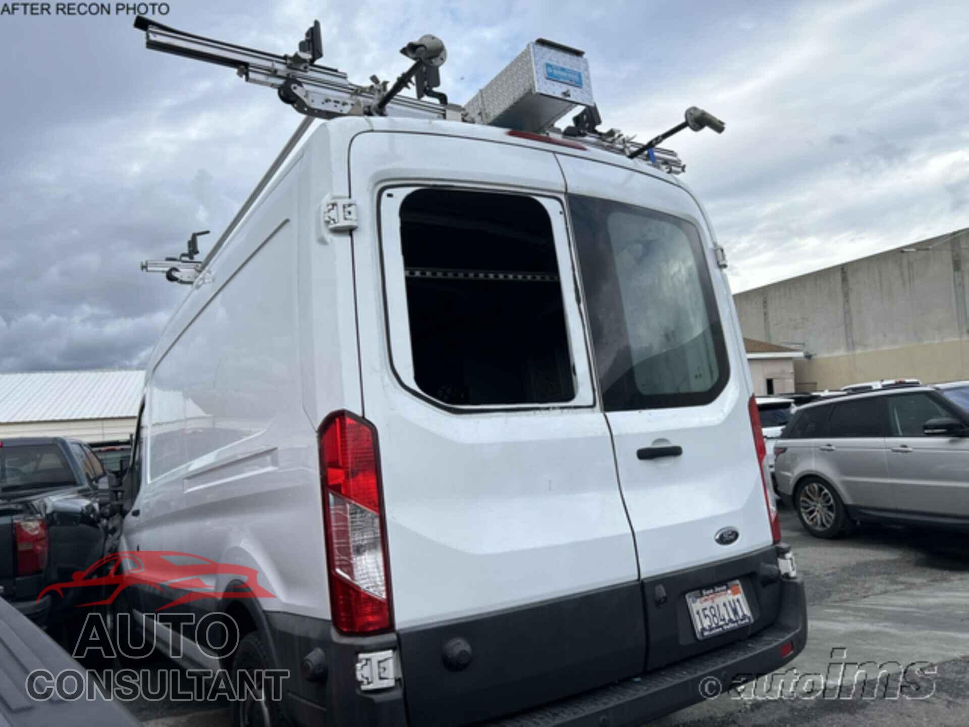 FORD TRANSIT 2015 - 1FTNR2CM1FKA55690
