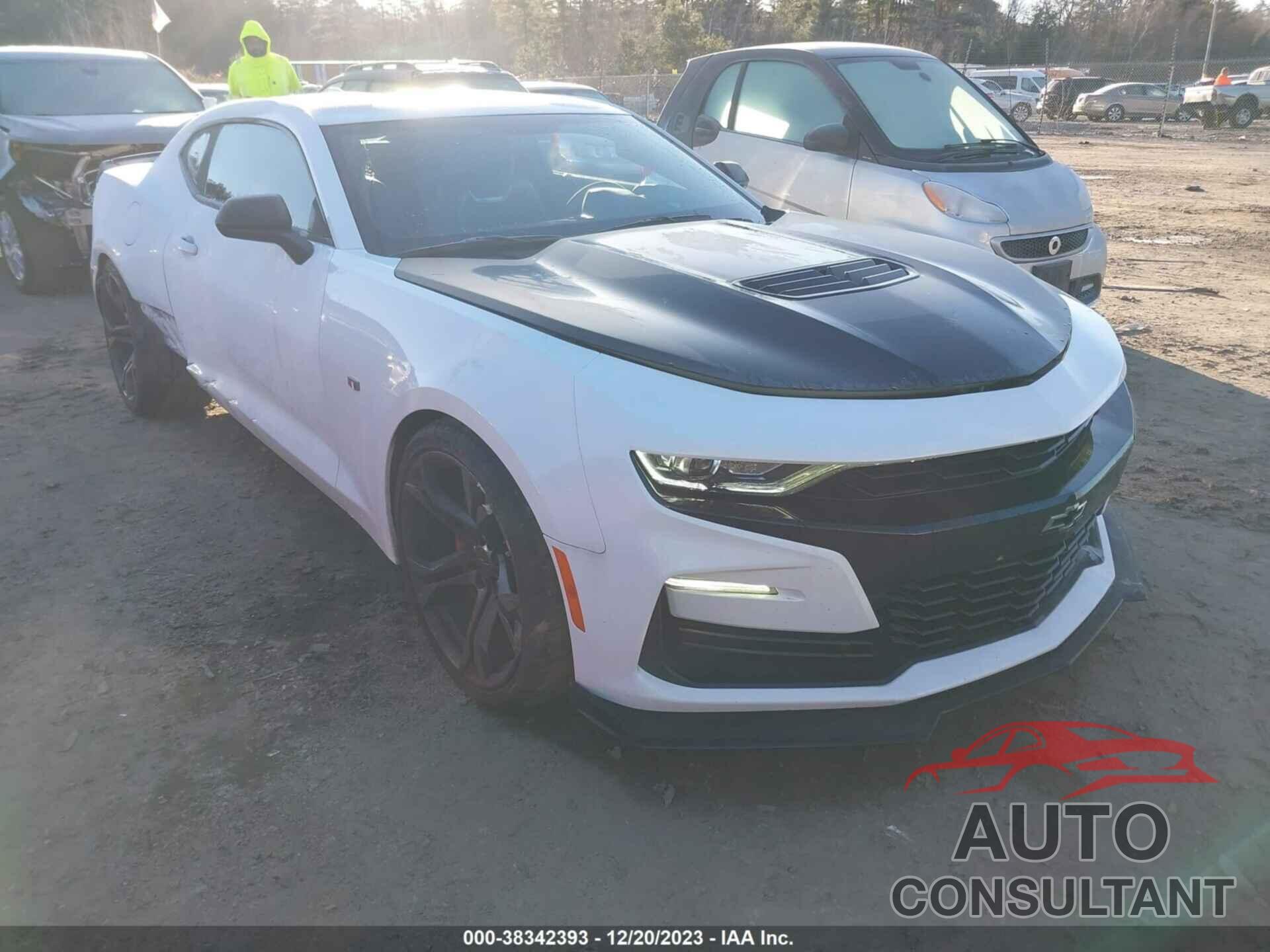 CHEVROLET CAMARO 2019 - 1G1FE1R70K0110530