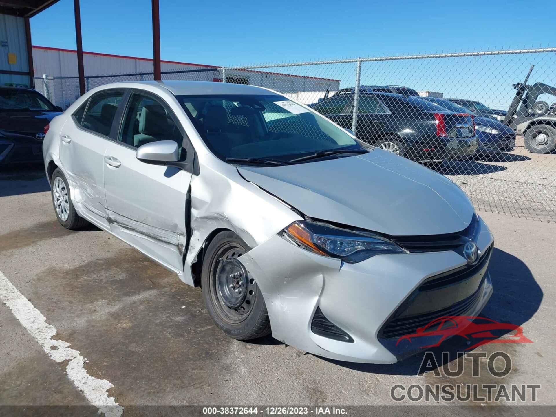 TOYOTA COROLLA 2019 - 5YFBURHE1KP909813