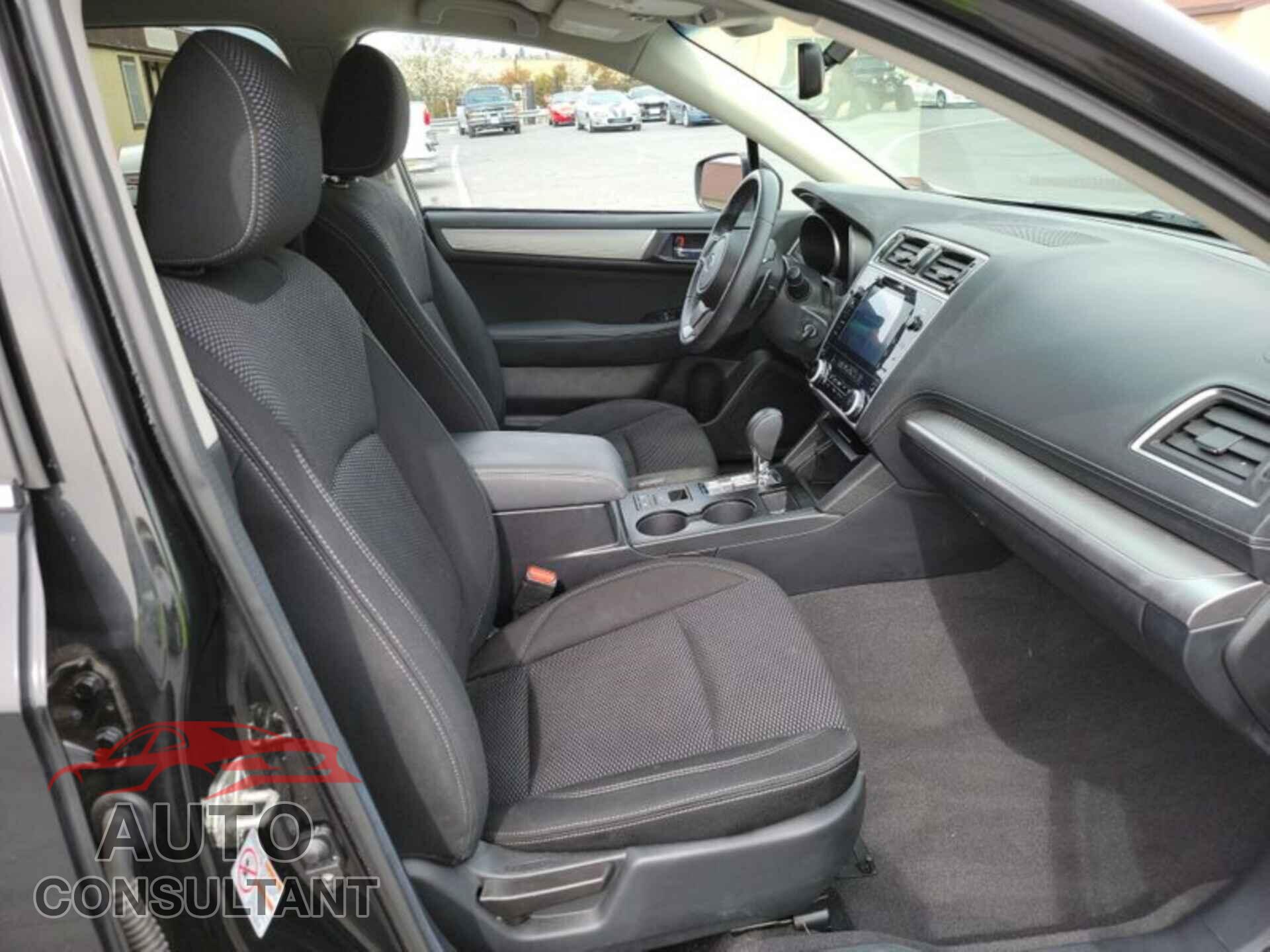SUBARU OUTBACK 2019 - 4S4BSAFC9K3318996