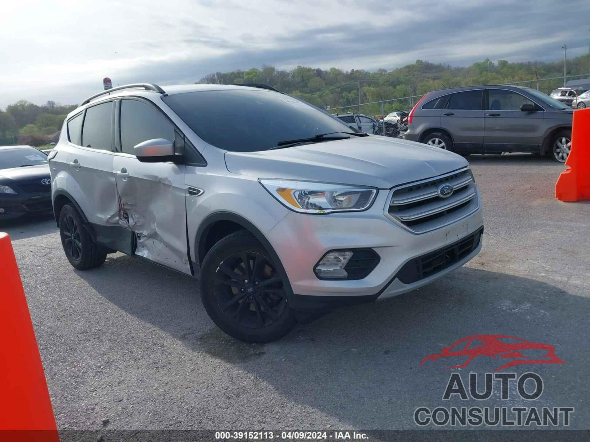 FORD ESCAPE 2018 - 1FMCU9GD6JUC91365