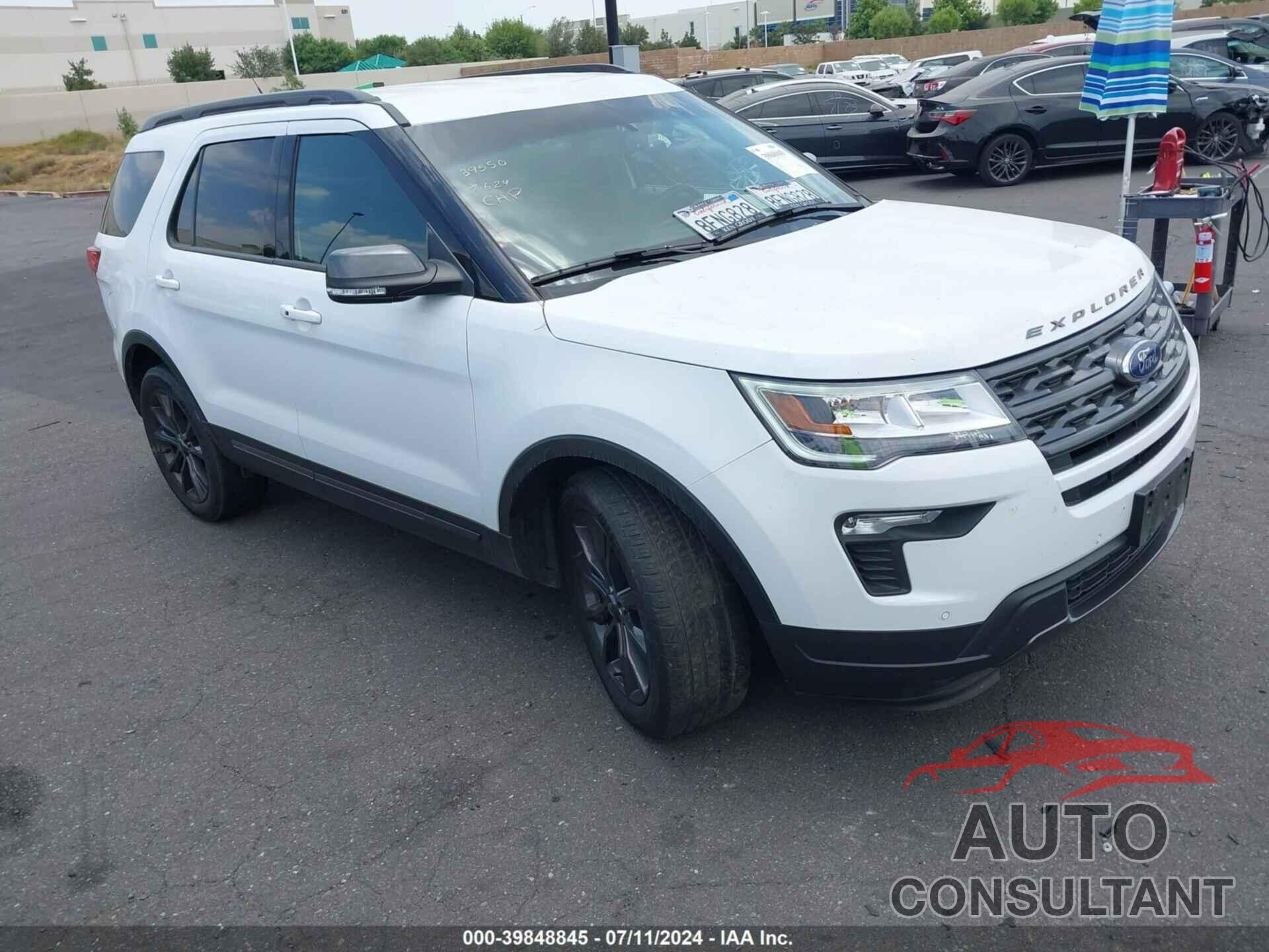 FORD EXPLORER 2018 - 1FM5K7D86JGB79576