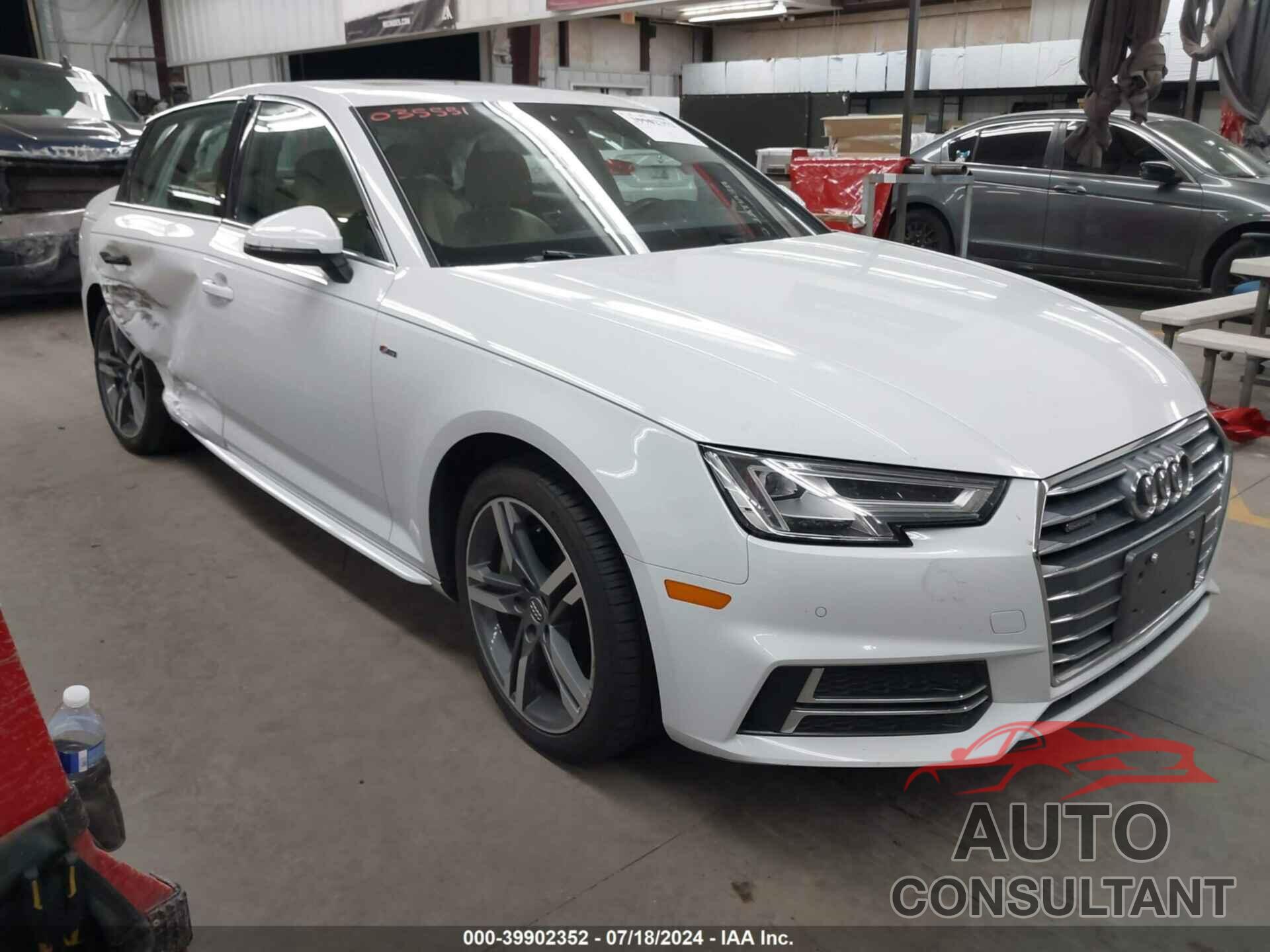 AUDI A4 2017 - WAUENAF48HN035551