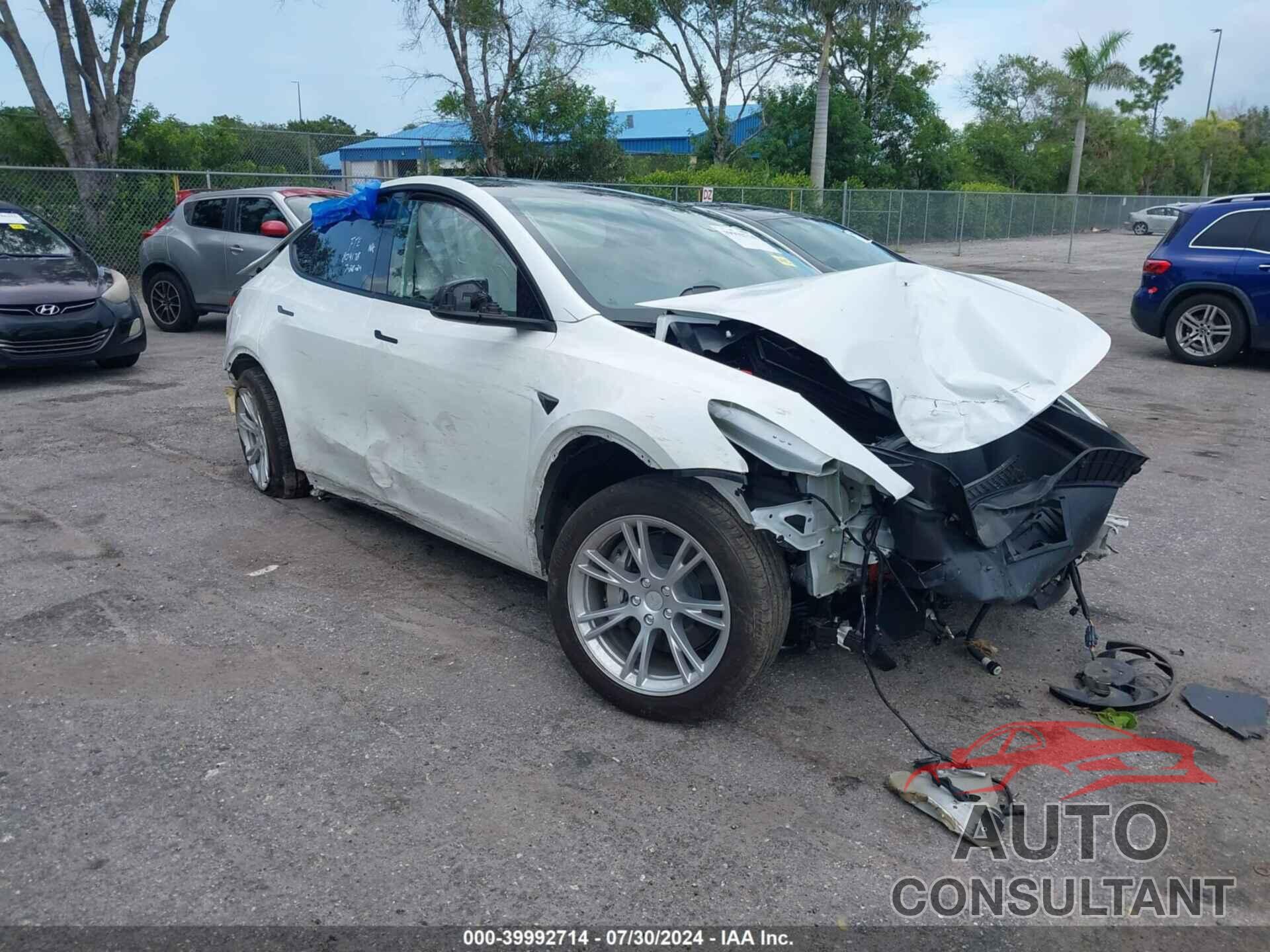 TESLA MODEL Y 2023 - 7SAYGDEE3PA089178