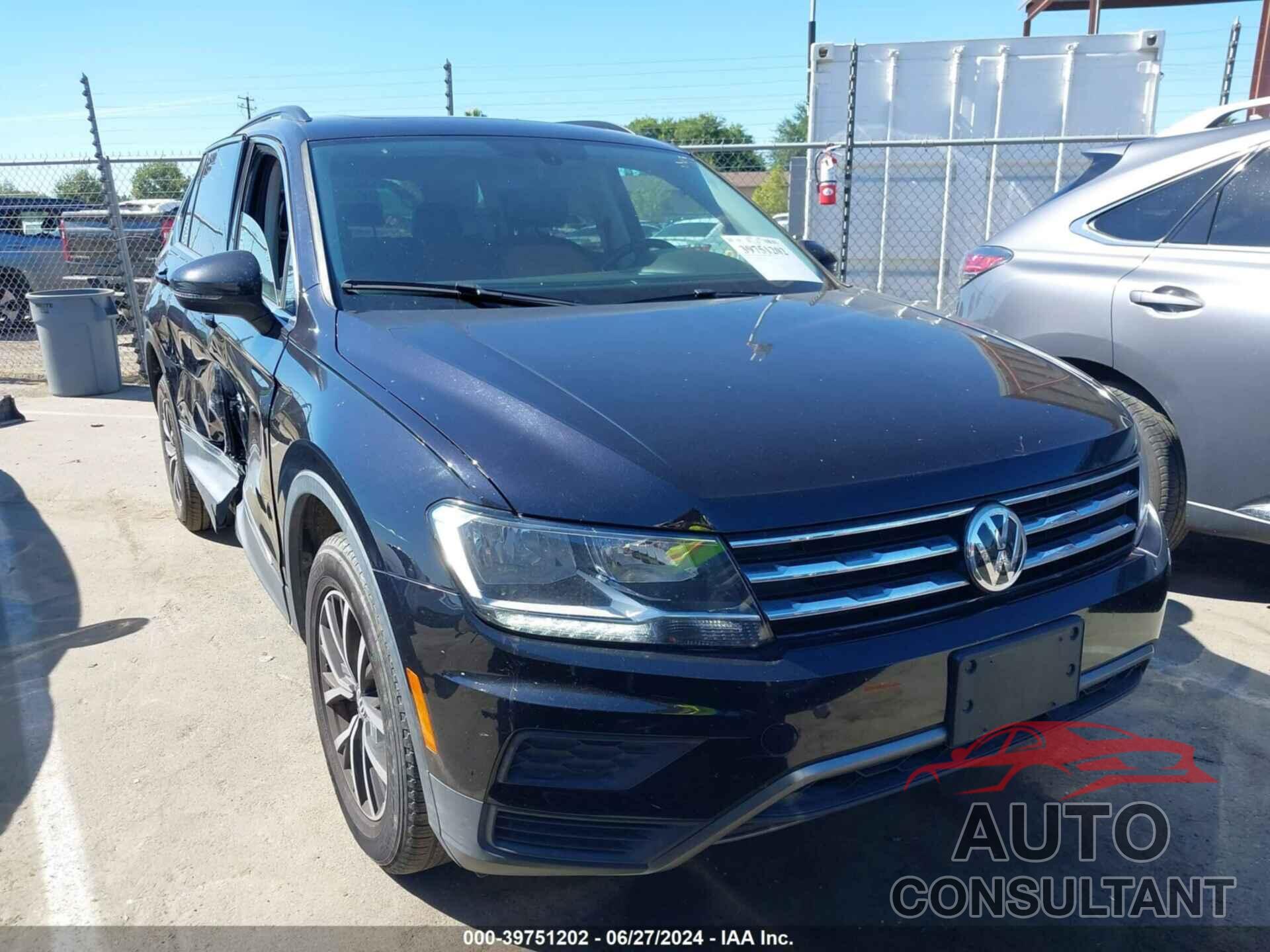 VOLKSWAGEN TIGUAN 2018 - 3VV2B7AX5JM193110