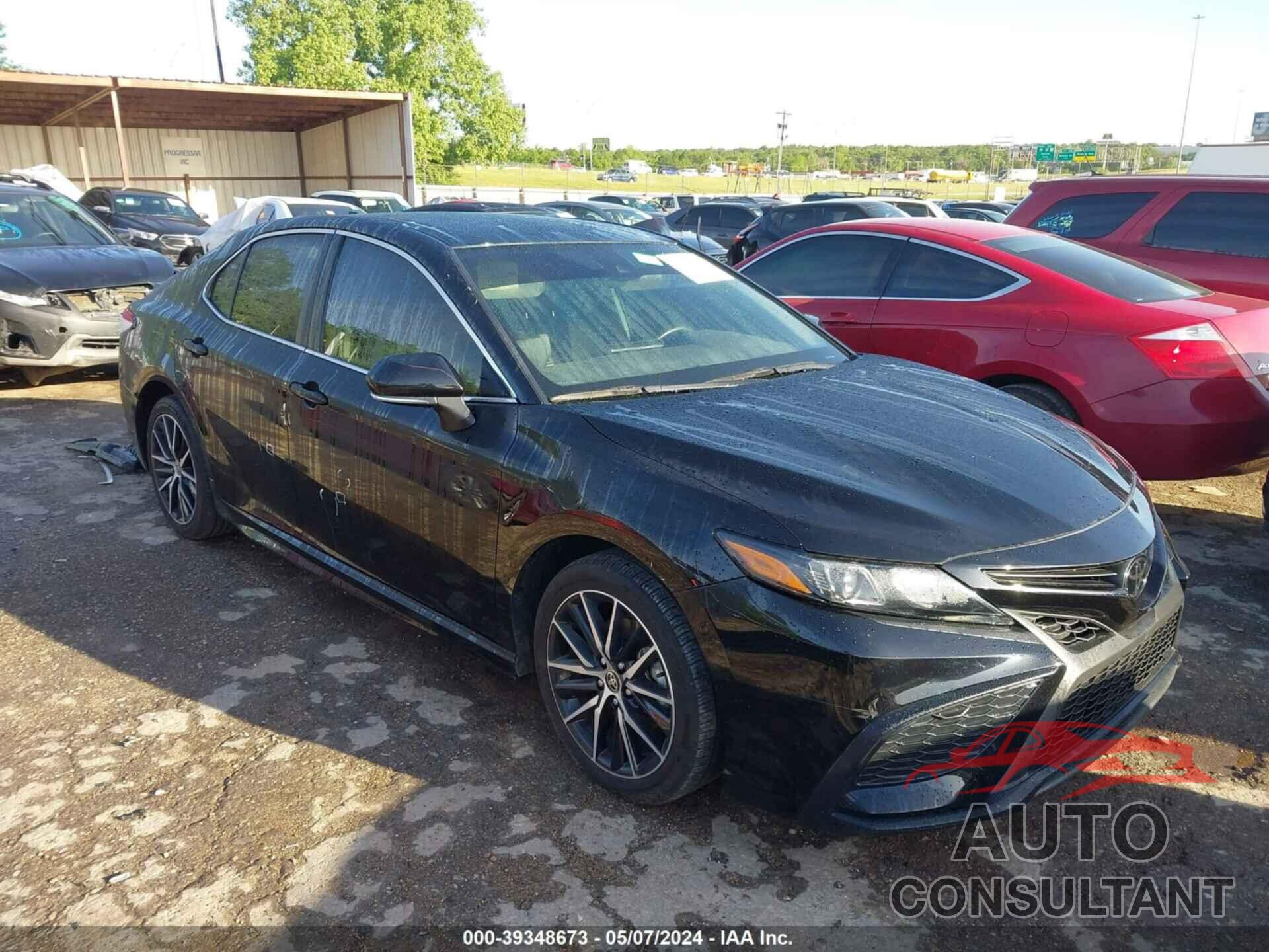 TOYOTA CAMRY 2023 - 4T1G11AK7PU779316