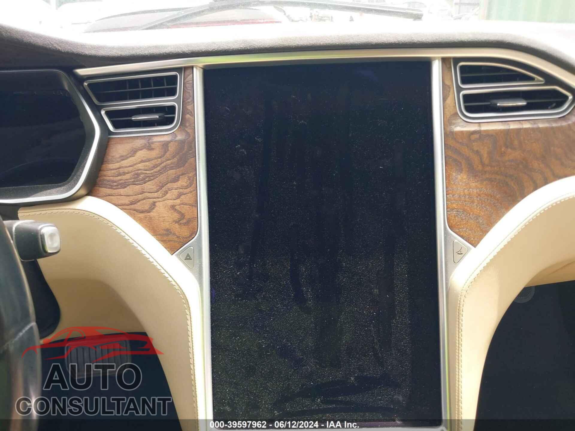 TESLA MODEL S 2017 - 5YJSA1E26HF190664