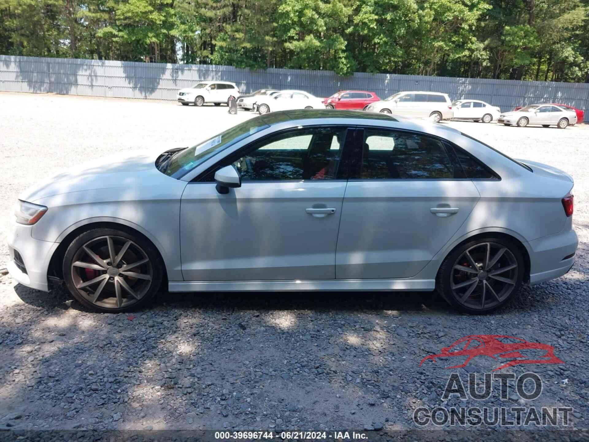 AUDI S3 2018 - WAUB1GFF8J1028101