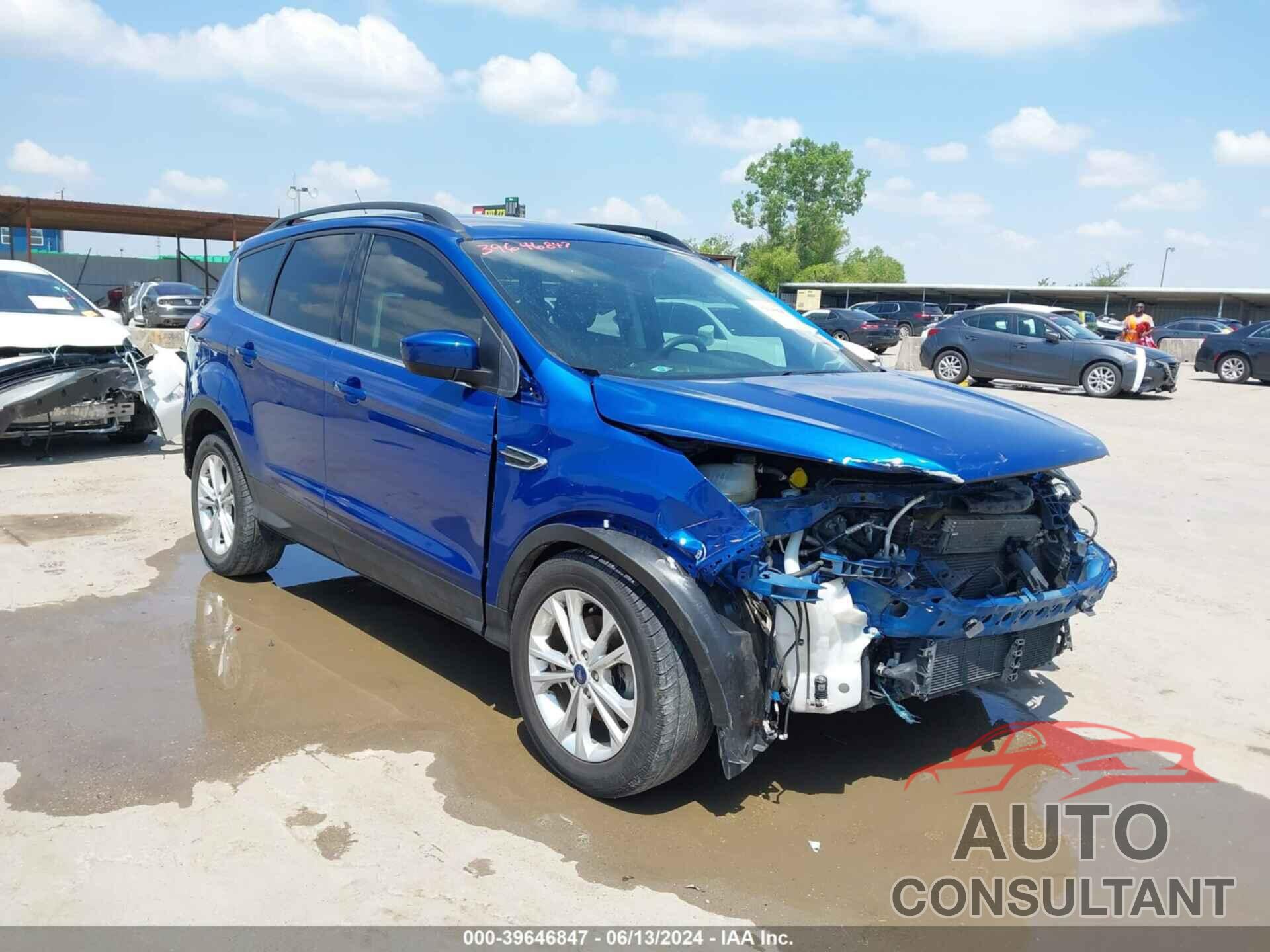 FORD ESCAPE 2018 - 1FMCU0GDXJUD50302