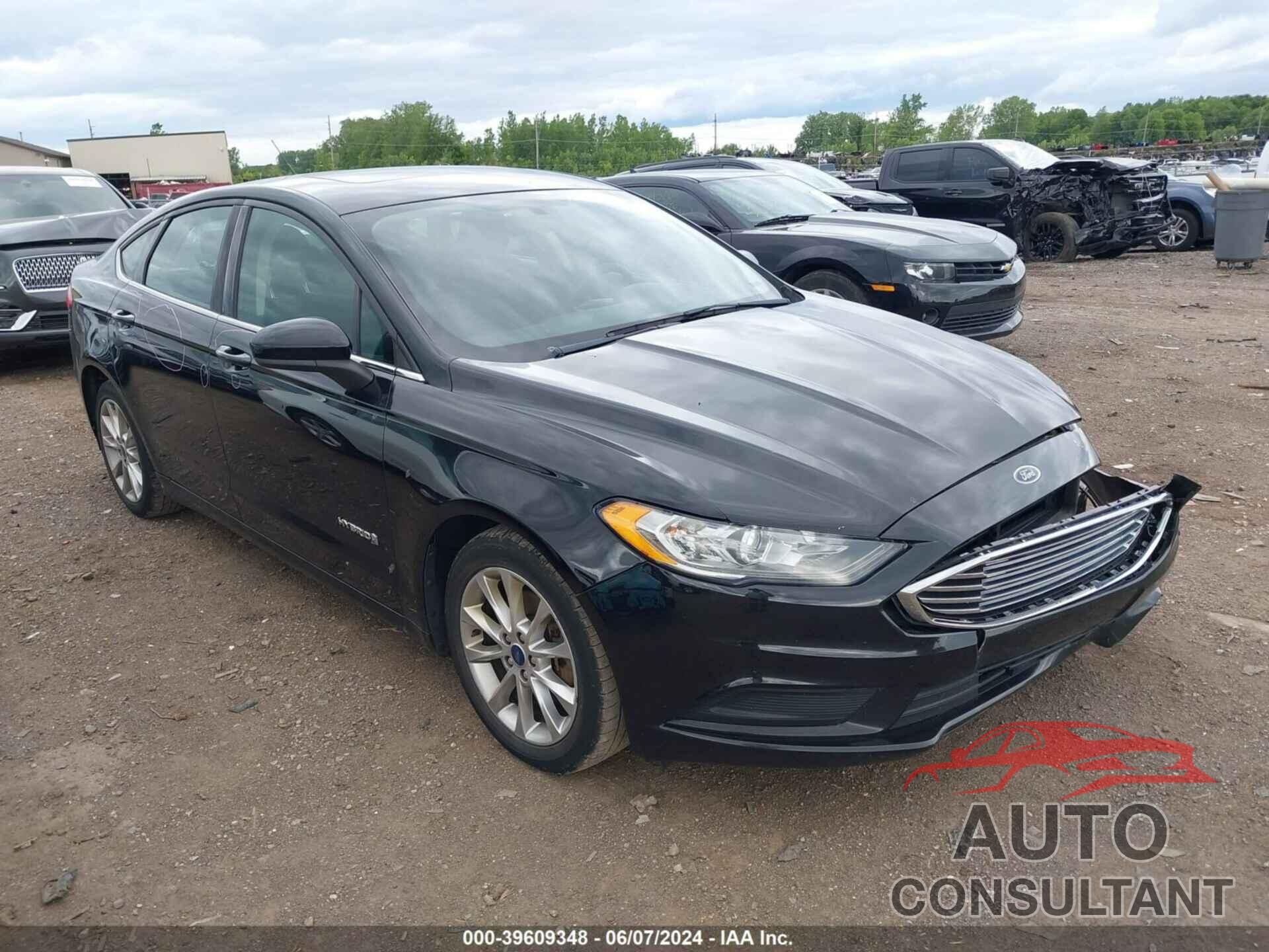 FORD FUSION HYBRID 2017 - 3FA6P0LU6HR315536