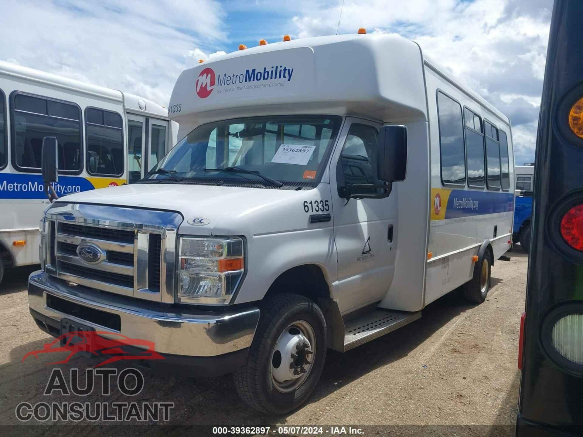 FORD E-450 CUTAWAY 2017 - 1FDFE4FSXHDC36781