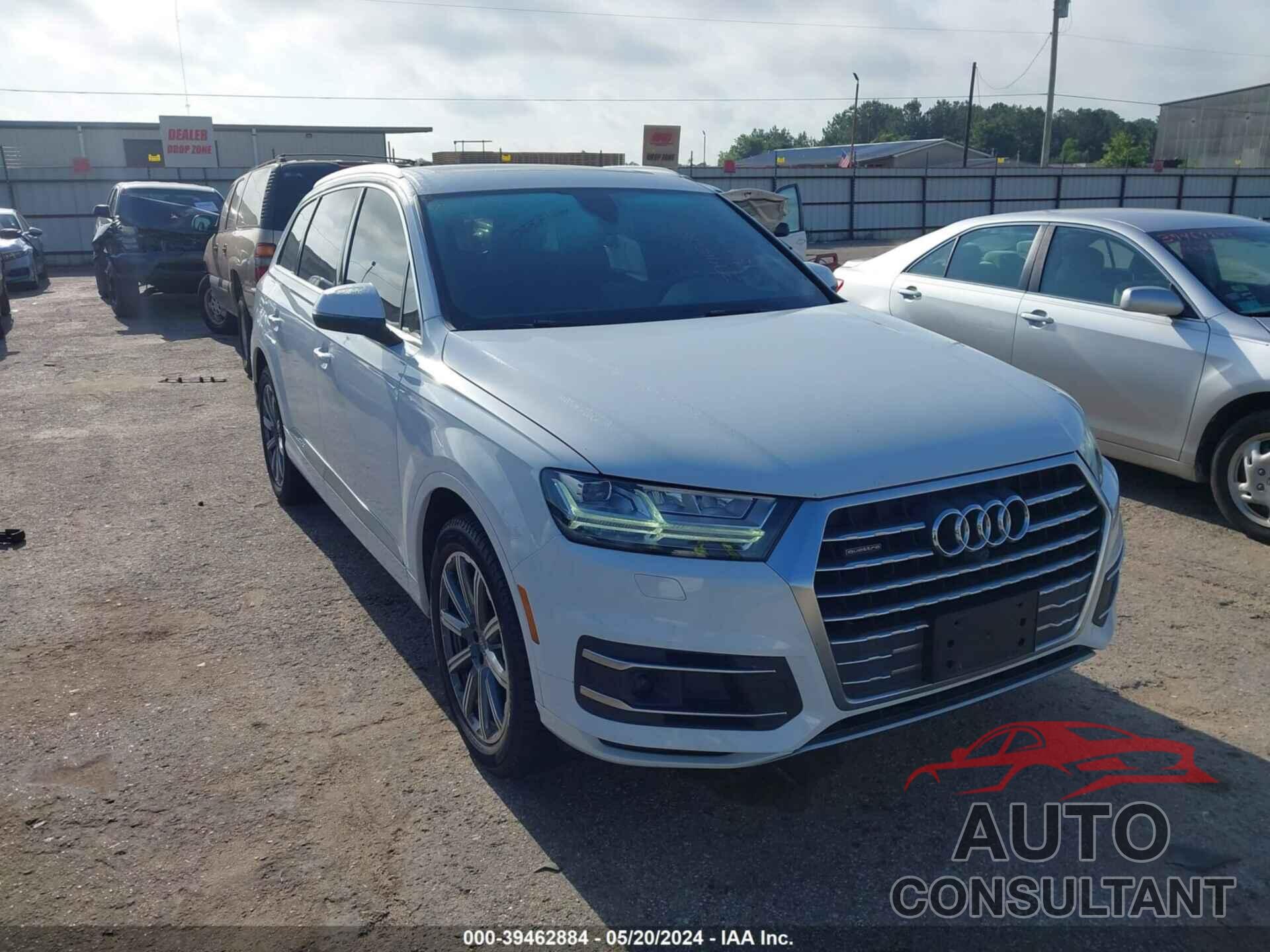 AUDI Q7 2018 - WA1LHAF74JD020983