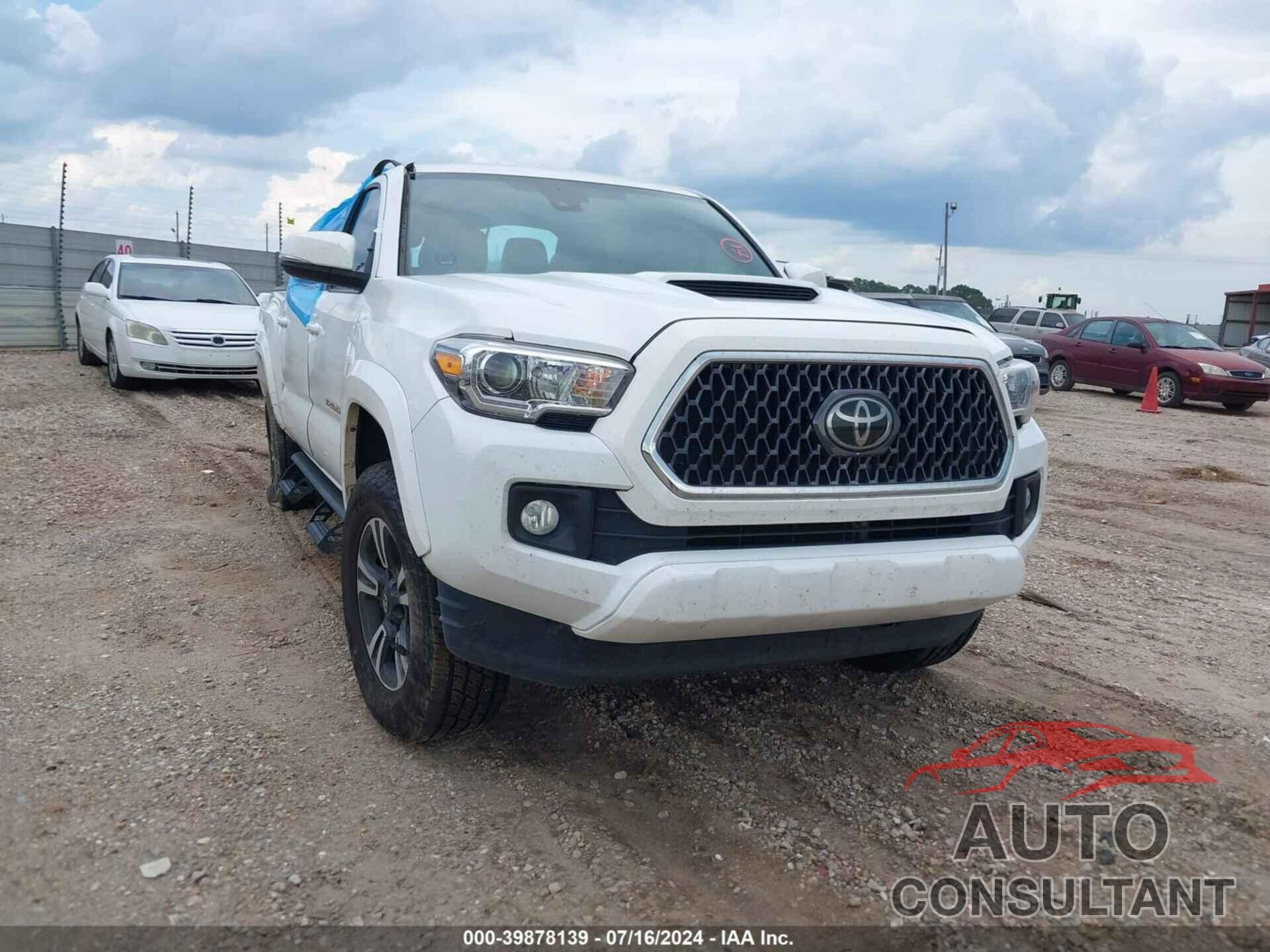 TOYOTA TACOMA 2019 - 3TMCZ5AN4KM220039