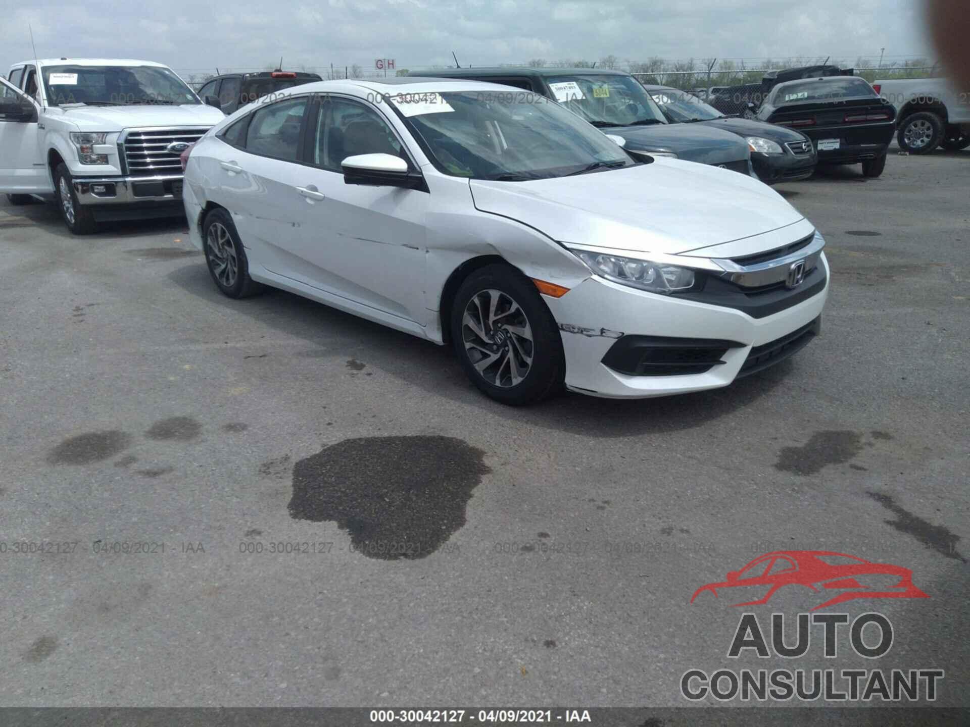 HONDA CIVIC SEDAN 2016 - 19XFC2F71GE092481