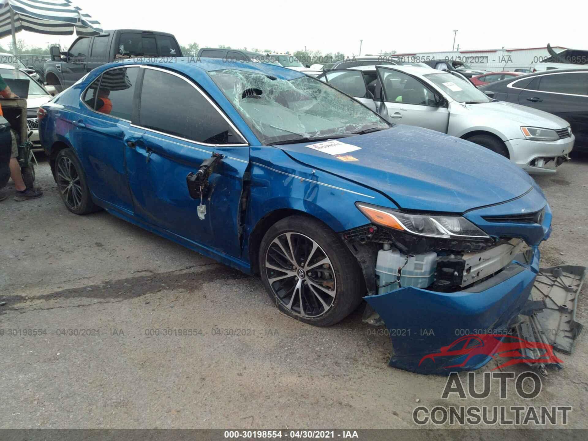 TOYOTA CAMRY 2020 - 4T1M11AK4LU310195