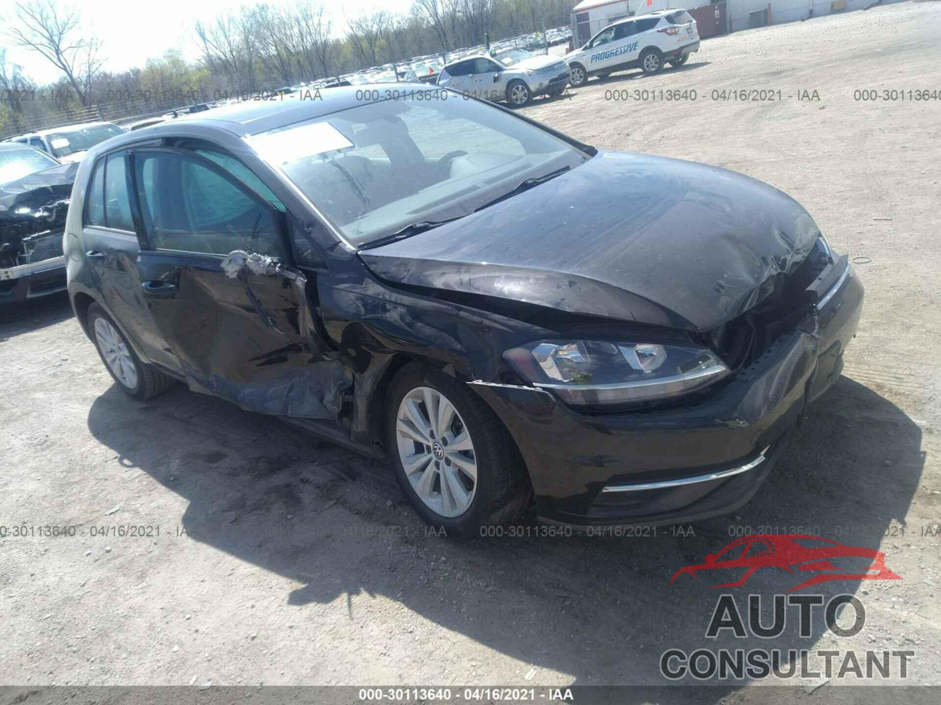 VOLKSWAGEN GOLF 2018 - 3VWG17AU8JM259501