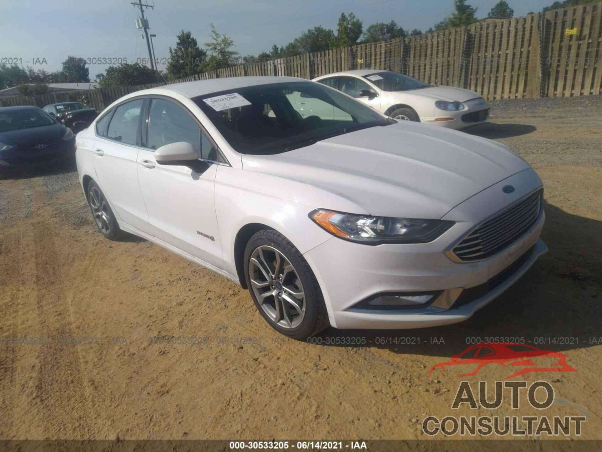 FORD FUSION 2017 - 3FA6P0LU8HR190832