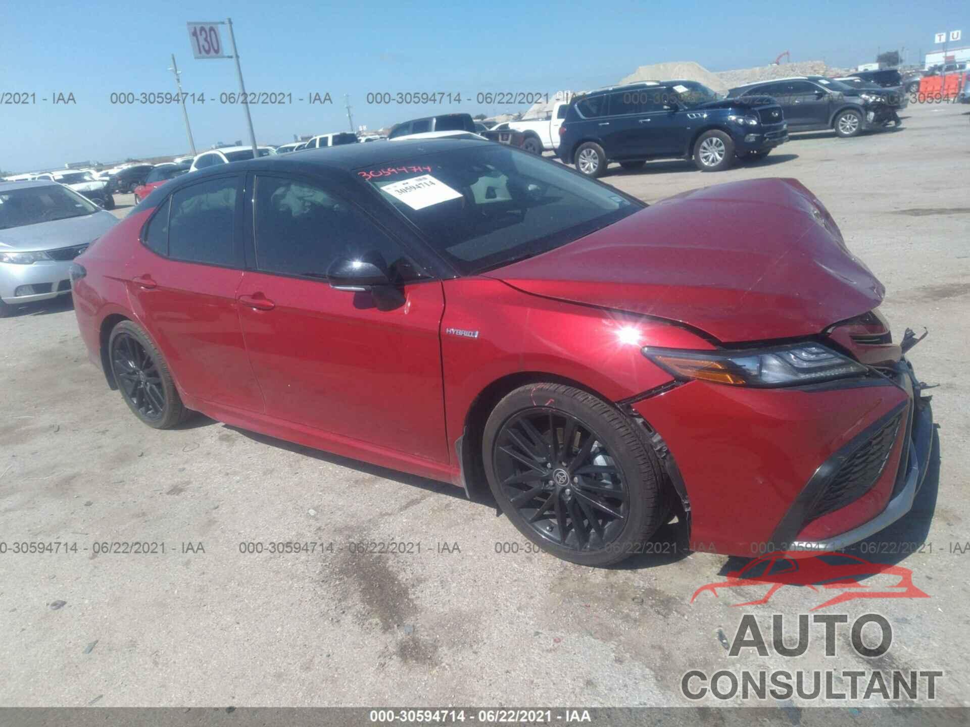 TOYOTA CAMRY 2021 - 4T1K31AK3MU022803