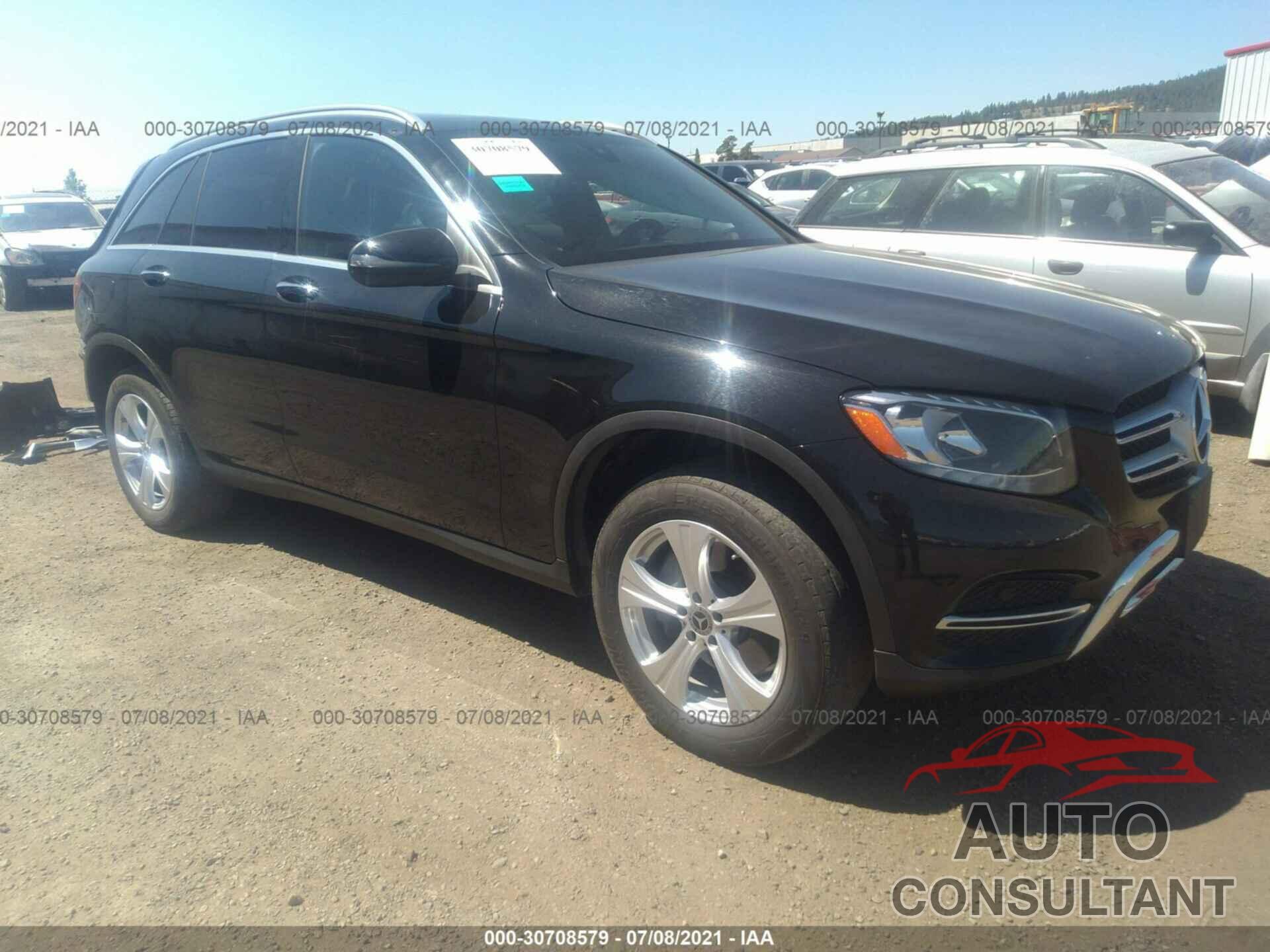 MERCEDES-BENZ GLC 2017 - WDC0G4KB7HV010468