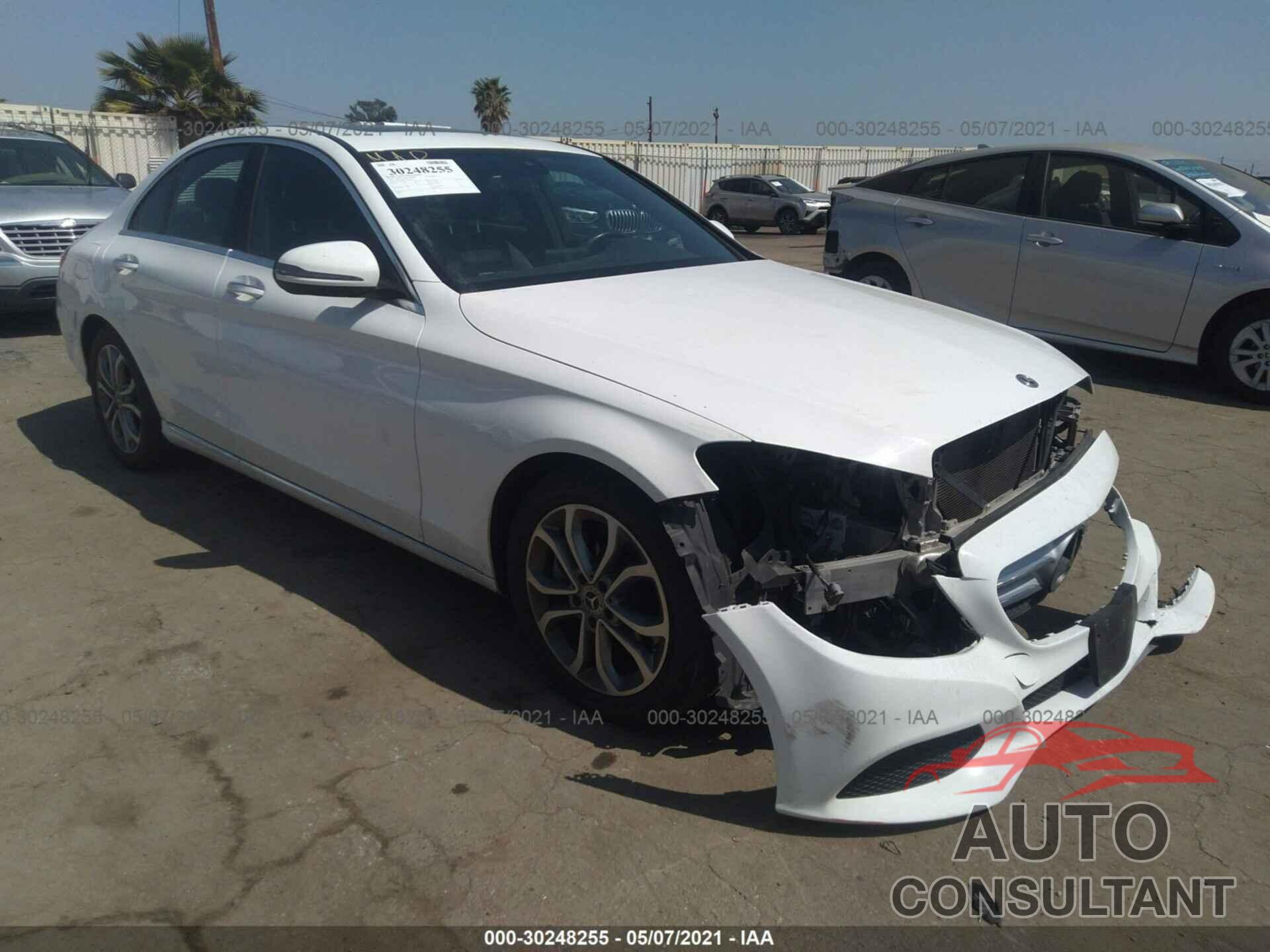 MERCEDES-BENZ C-CLASS 2018 - 55SWF4JB9JU263203