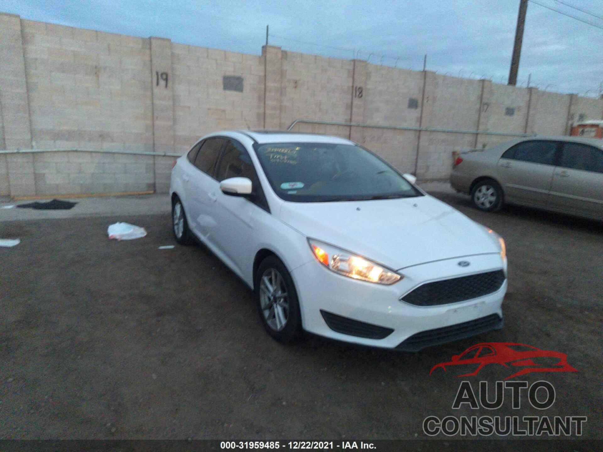 FORD FOCUS 2016 - 1FADP3F26GL290184