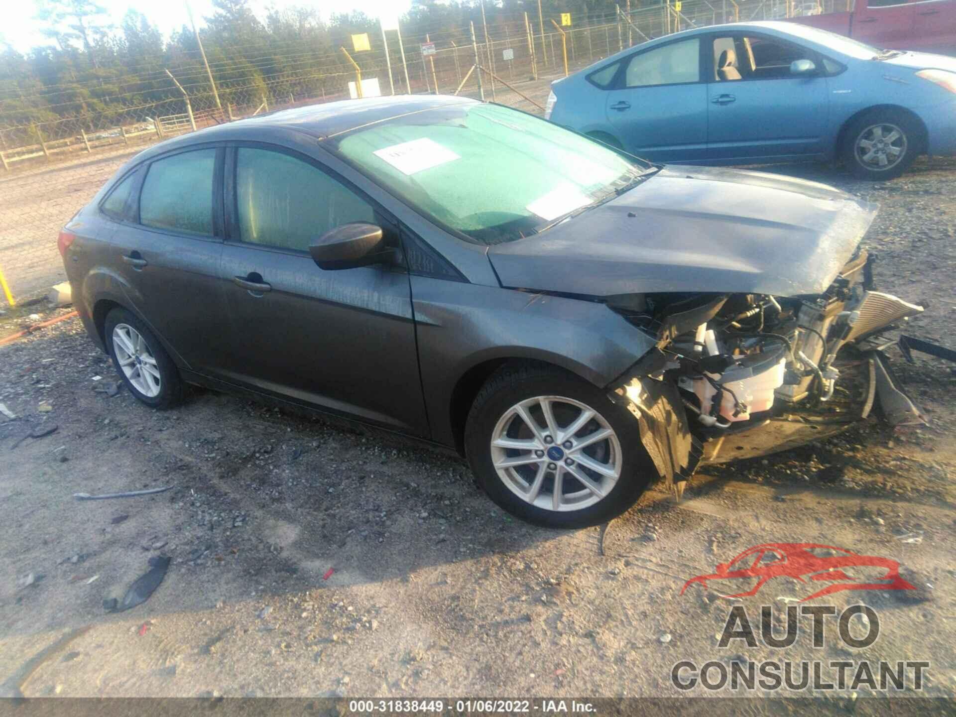 FORD FOCUS 2018 - 1FADP3FE2JL200904