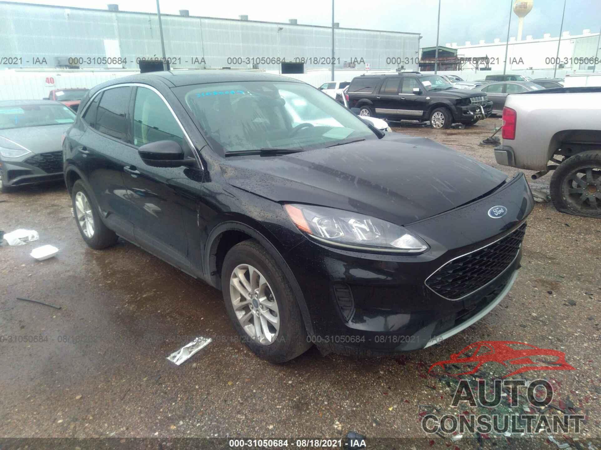 FORD ESCAPE 2020 - 1FMCU0G61LUA12274