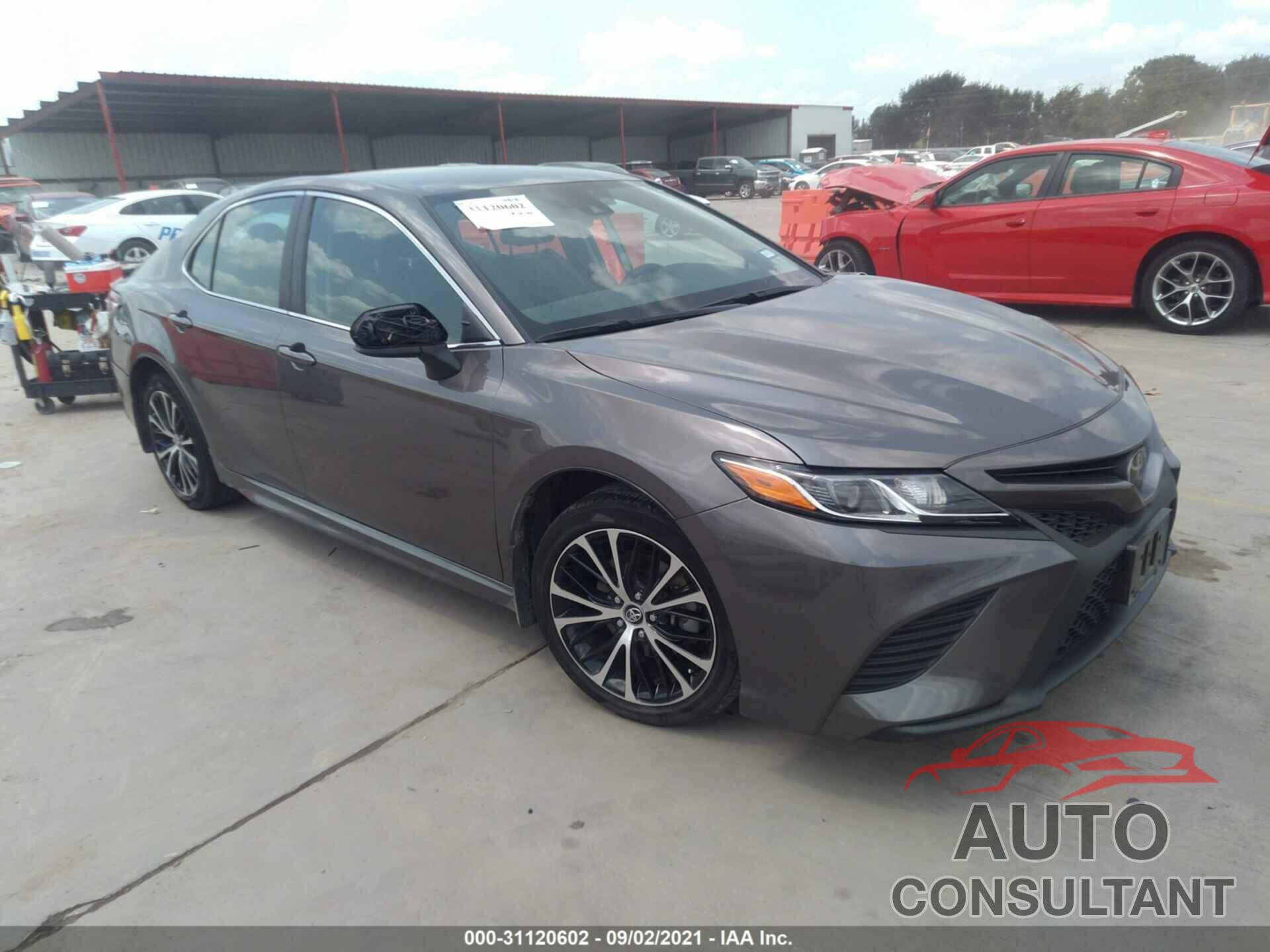 TOYOTA CAMRY 2020 - 4T1G11AKXLU317407
