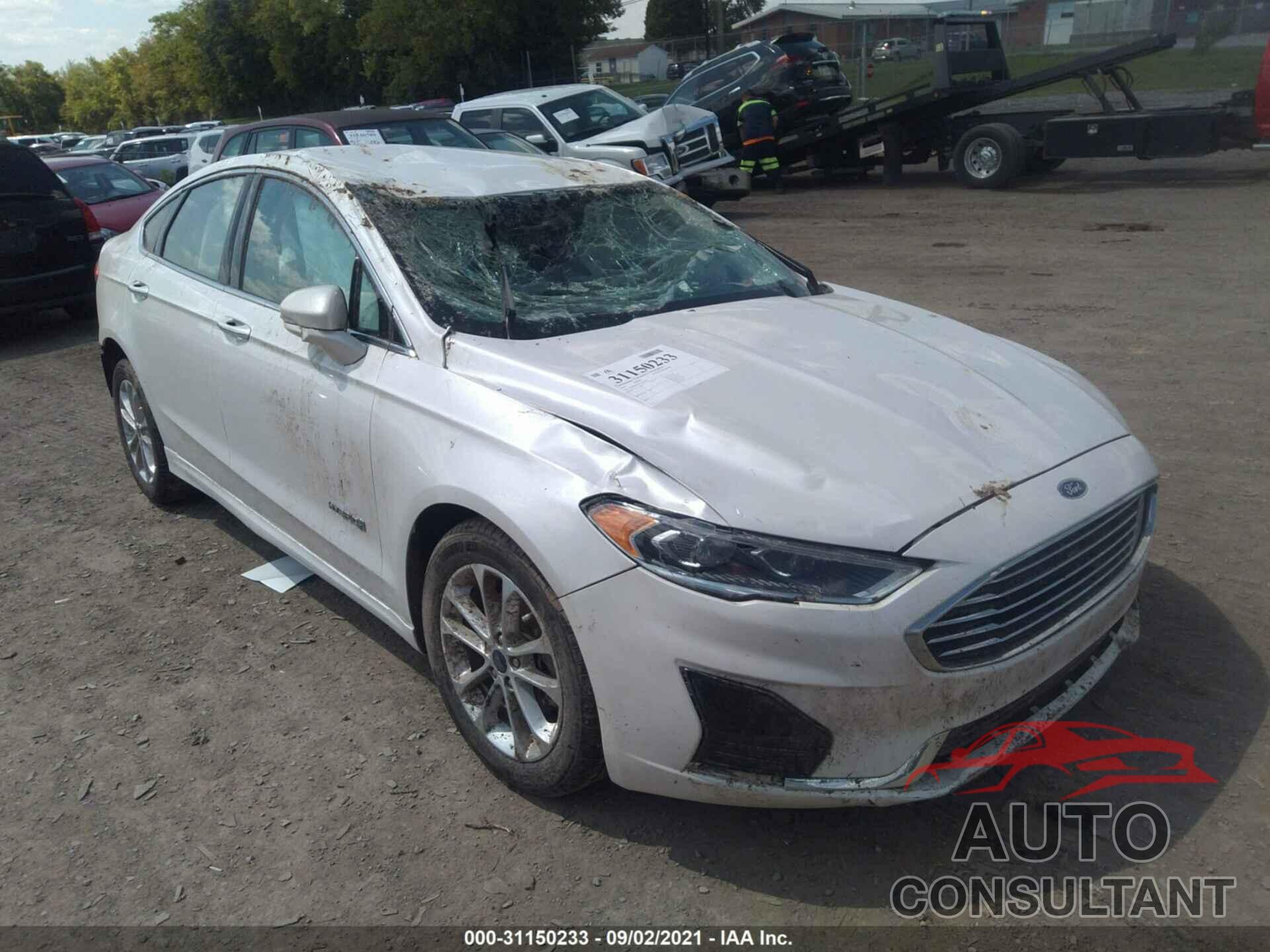 FORD FUSION HYBRID 2019 - 3FA6P0MU4KR136739