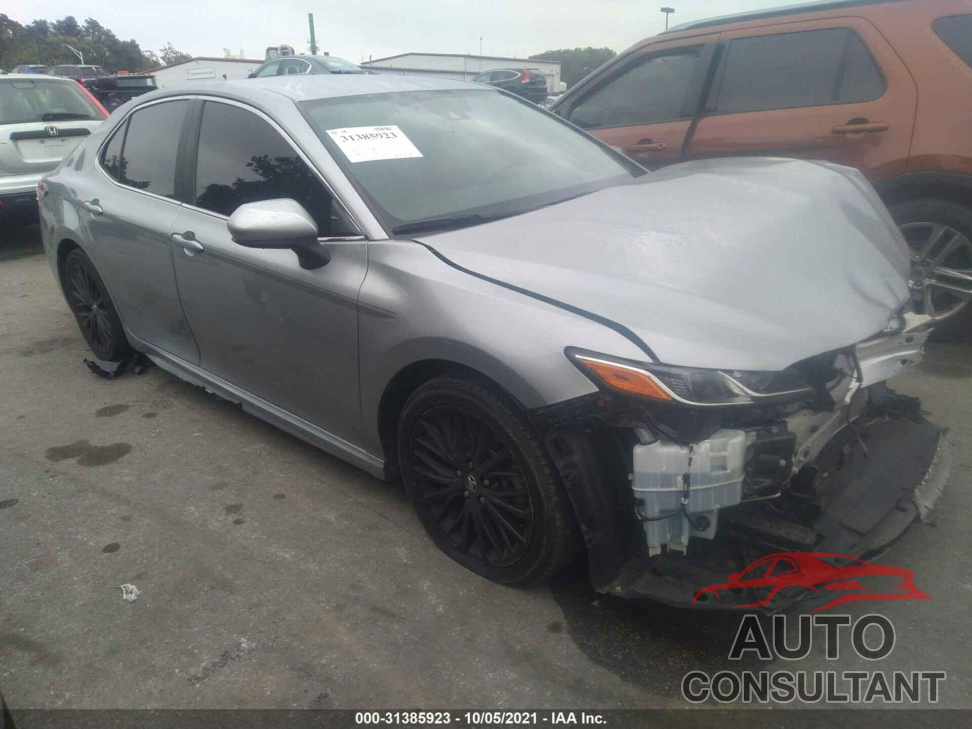 TOYOTA CAMRY 2020 - 4T1G11AK2LU936163
