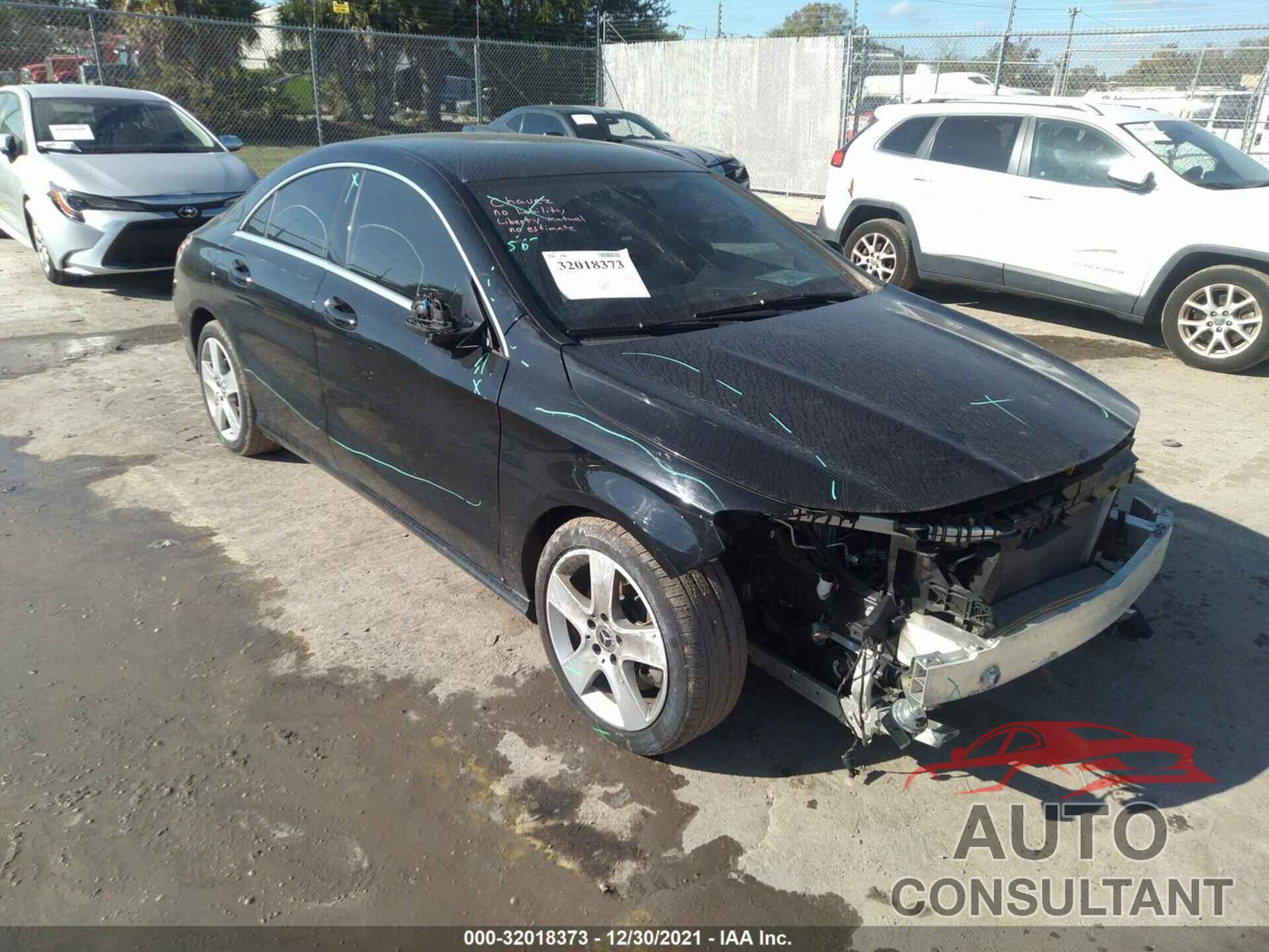 MERCEDES-BENZ CLA 250 2018 - WDDSJ4EB1JN581283