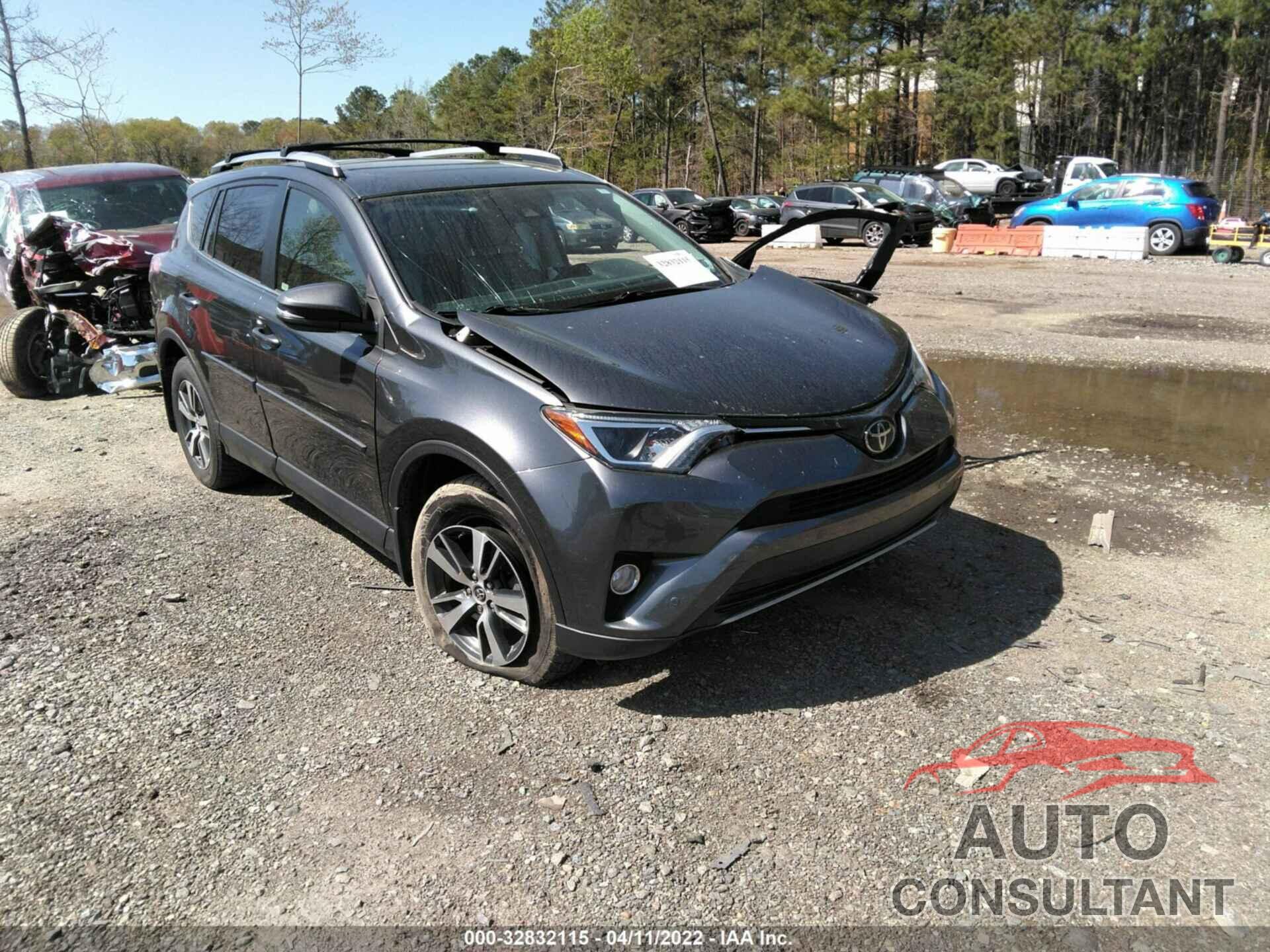 TOYOTA RAV4 2018 - JTMRFREV0JD239105