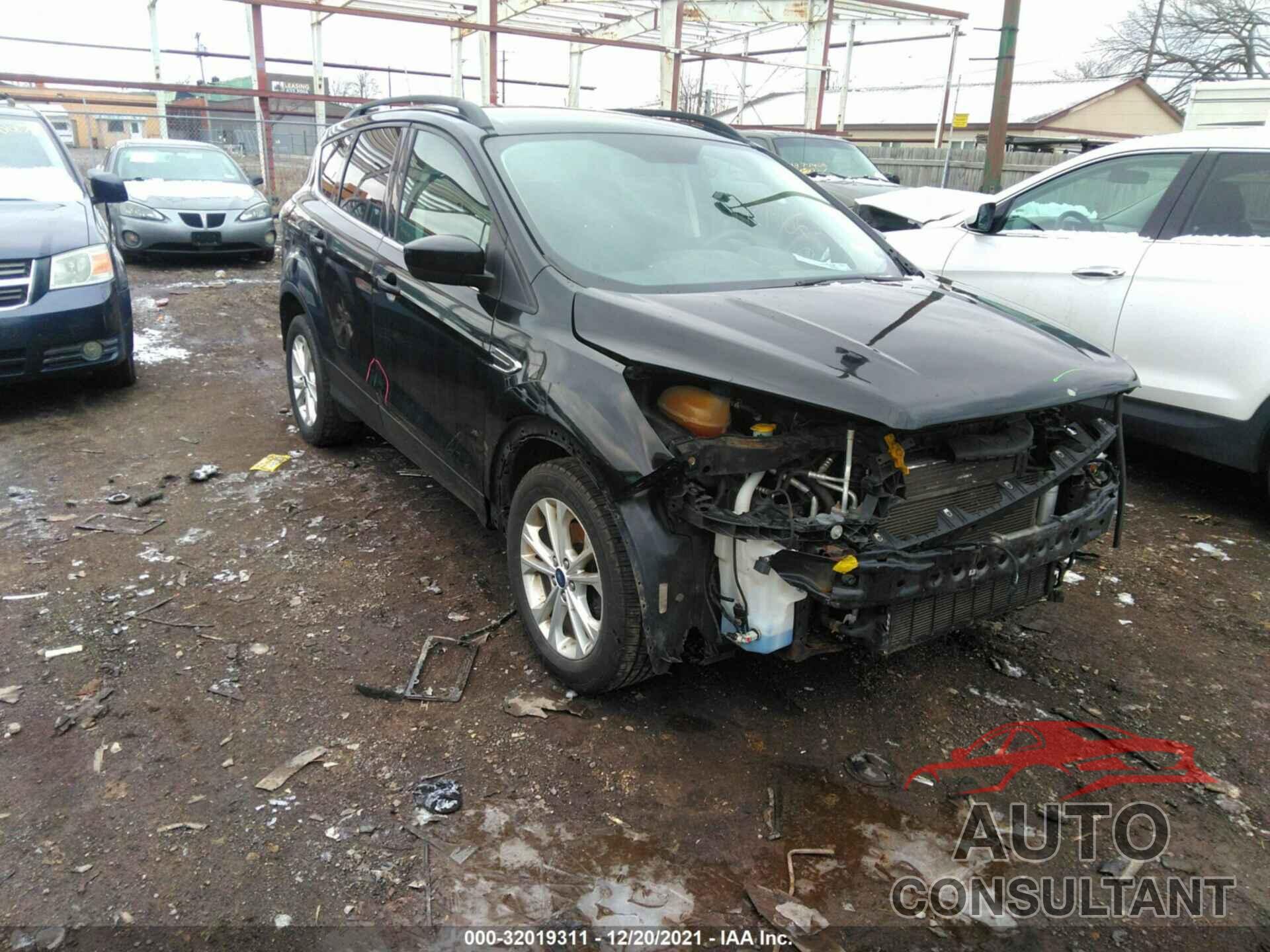 FORD ESCAPE 2017 - 1FMCU0GD3HUB40621