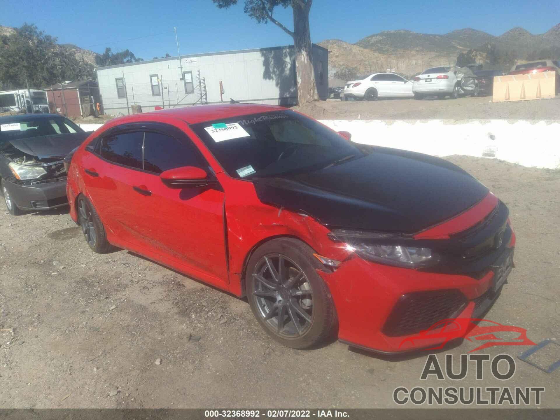 HONDA CIVIC HATCHBACK 2017 - SHHFK7H22HU428926