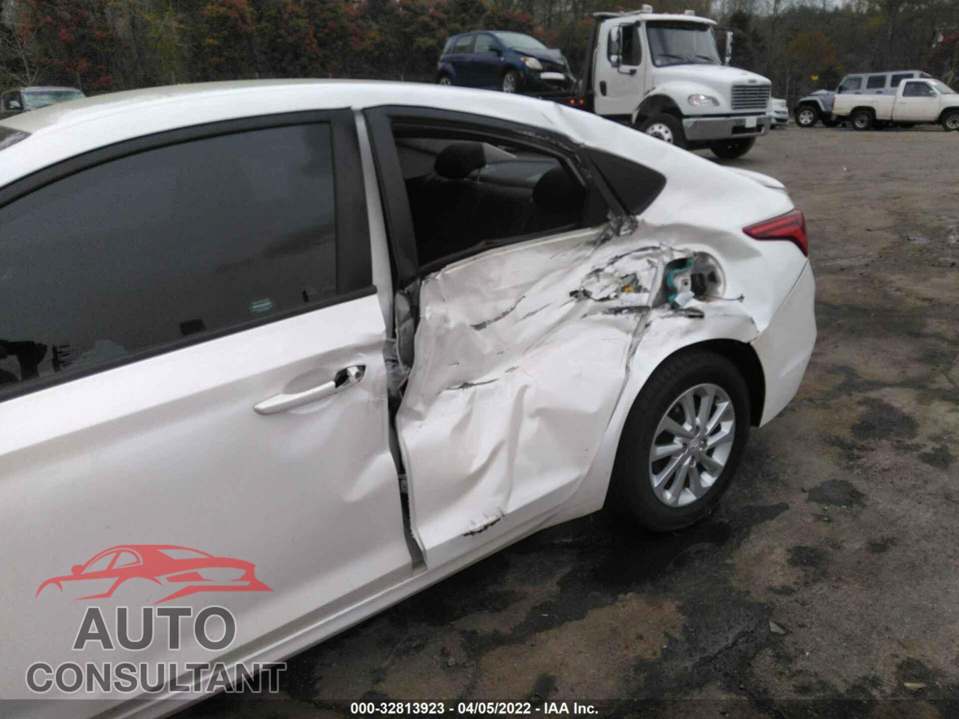 HYUNDAI ACCENT 2018 - 3KPC24A33JE031694