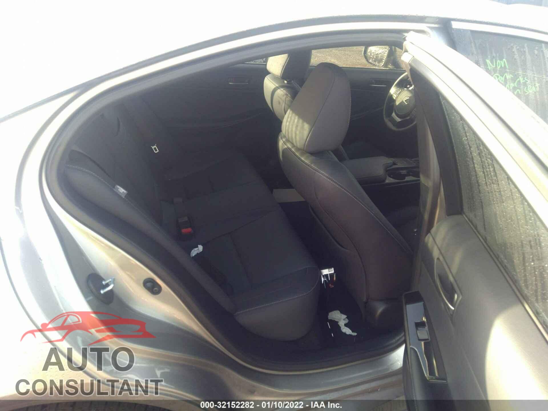 LEXUS IS 2021 - JTHAA1D25M5109239