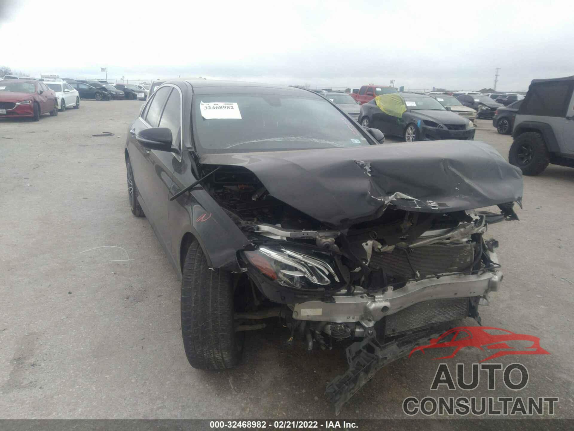 MERCEDES-BENZ E-CLASS 2018 - WDDZF4KB7JA301569