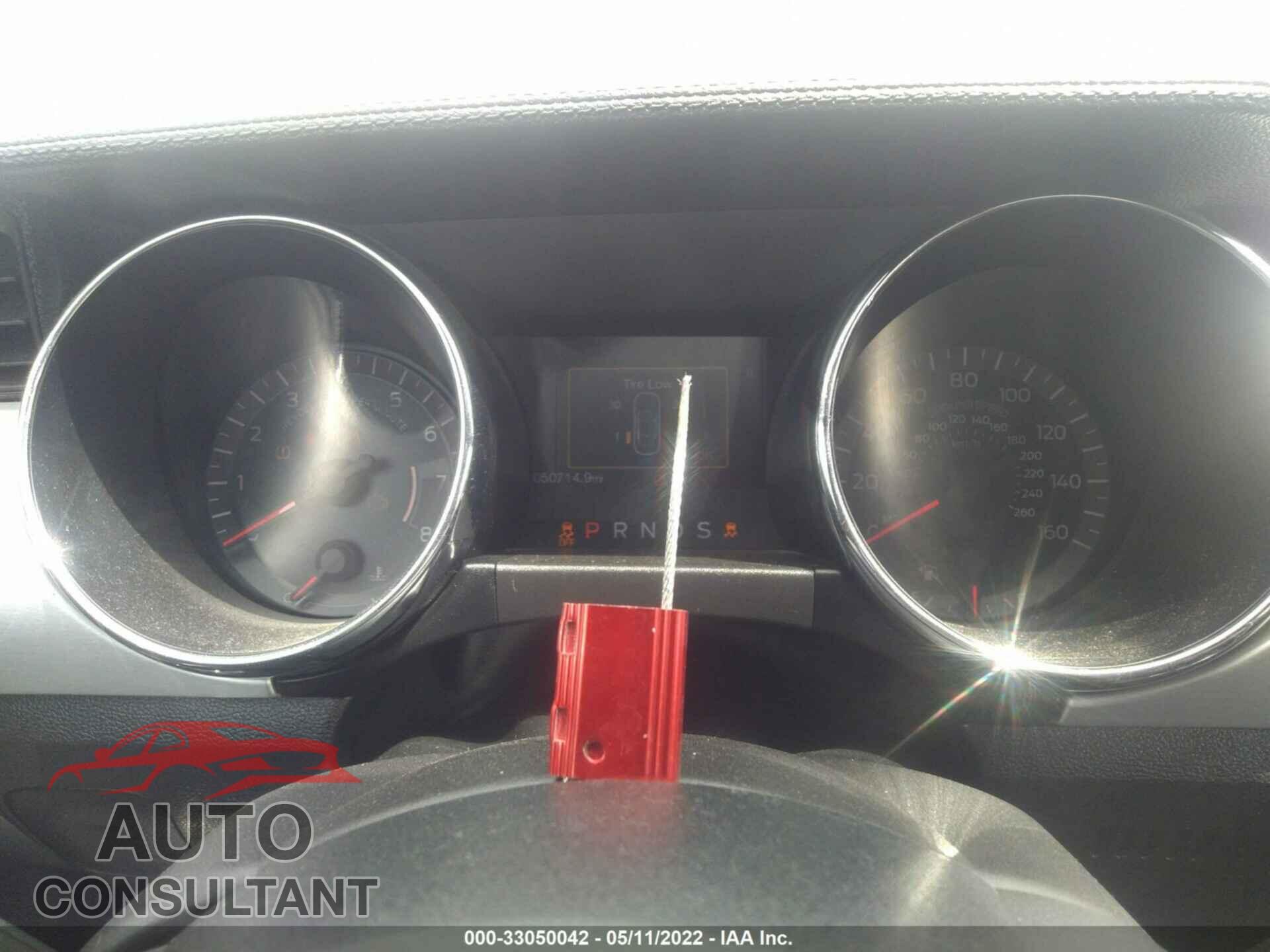 FORD MUSTANG 2017 - 1FATP8UH2H5287675