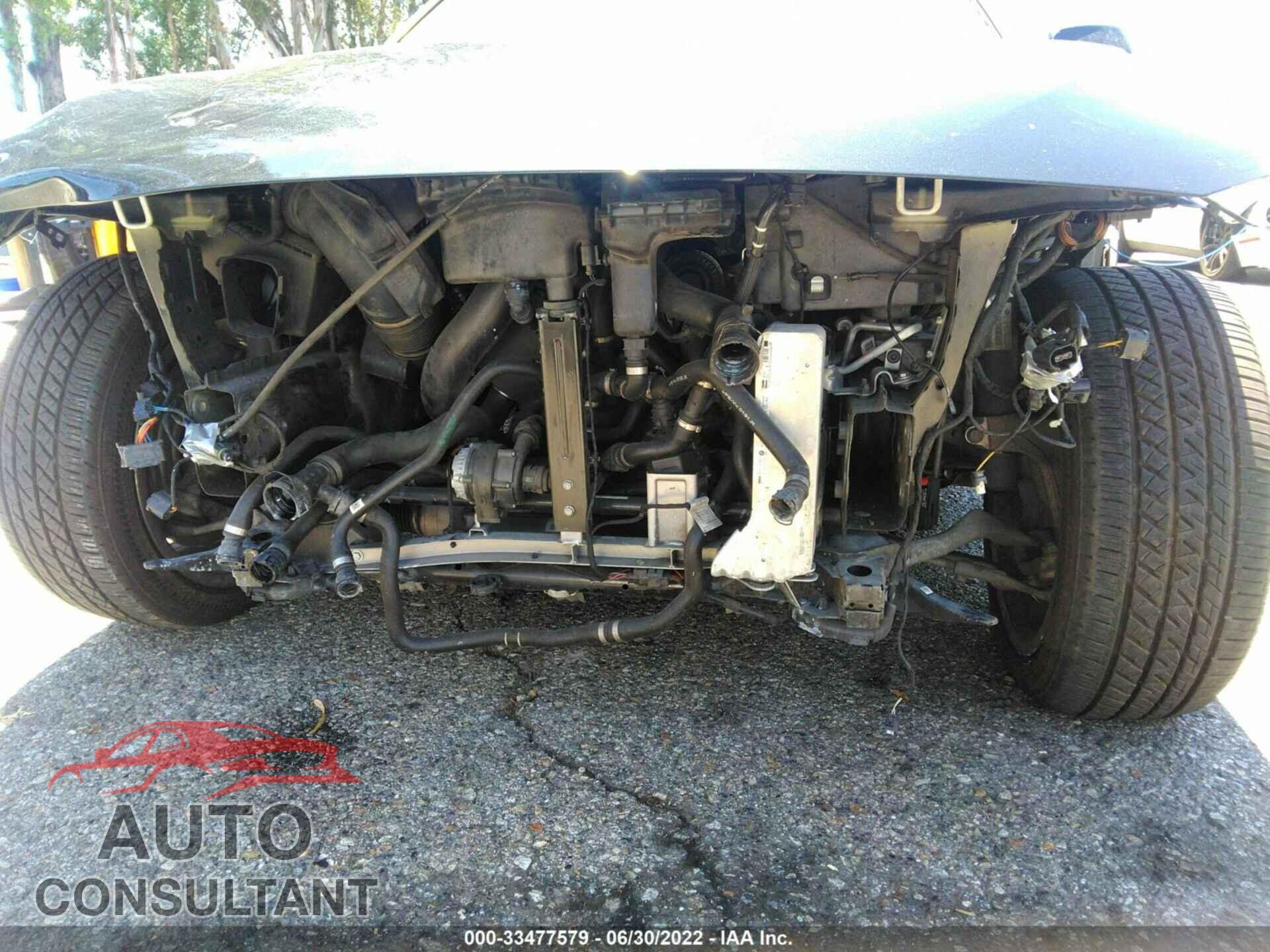 BMW 3 SERIES 2017 - WBA8E1C35HA029464