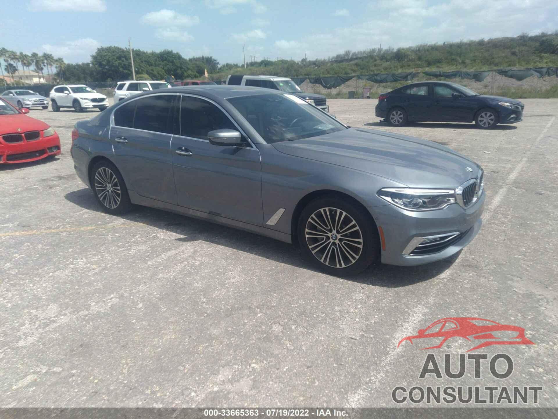 BMW 5 SERIES 2017 - WBAJA5C33HG895634