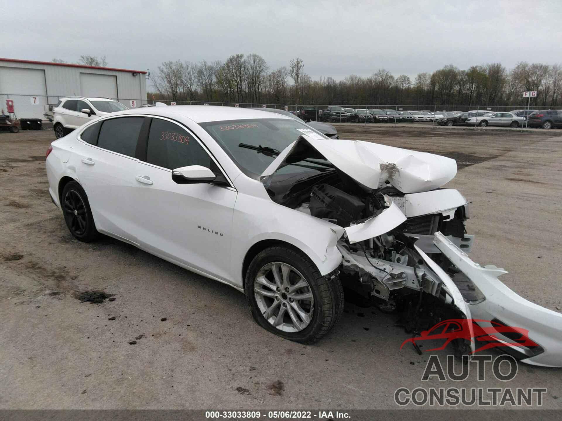 CHEVROLET MALIBU 2018 - 1G1ZD5ST4JF233239