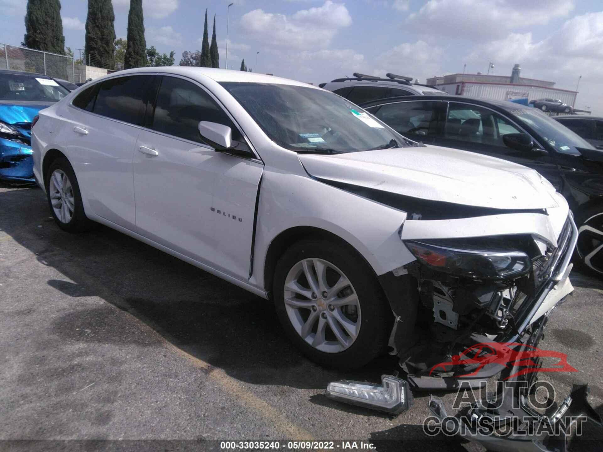 CHEVROLET MALIBU 2018 - 1G1ZD5STXJF152052