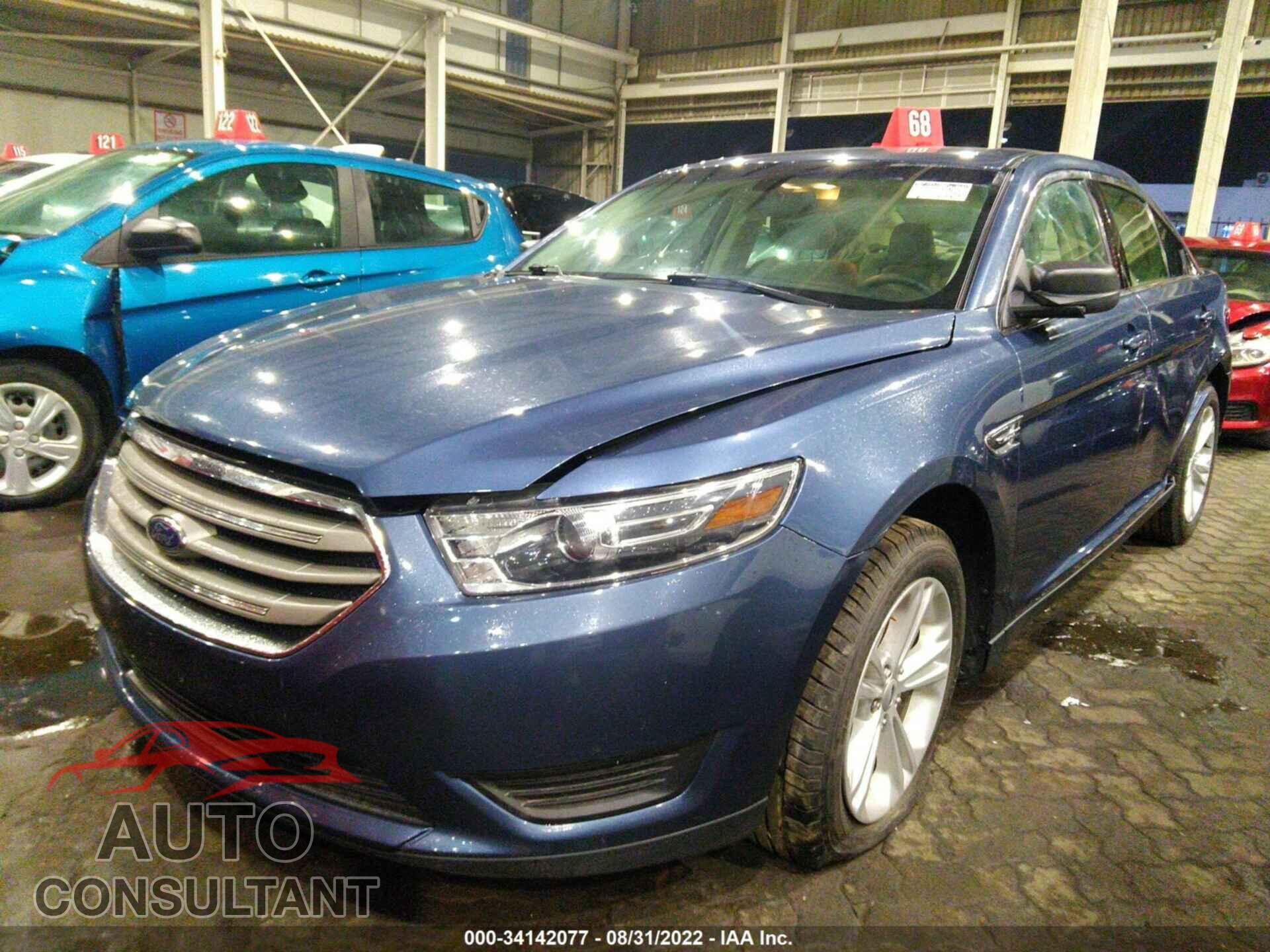 FORD TAURUS 2018 - 00AHP2D88JG100954