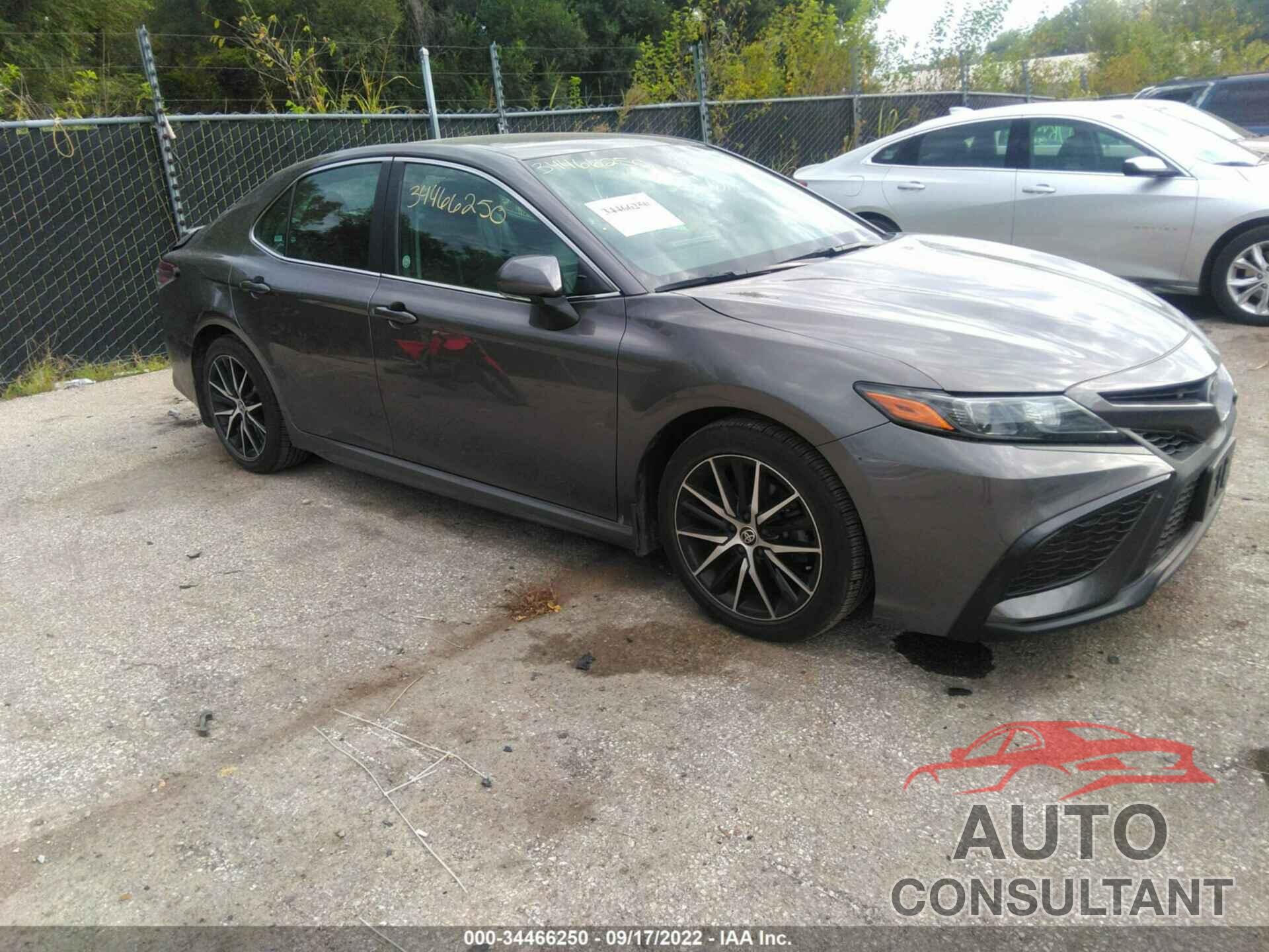 TOYOTA CAMRY 2021 - 4T1G11BK2MU020809