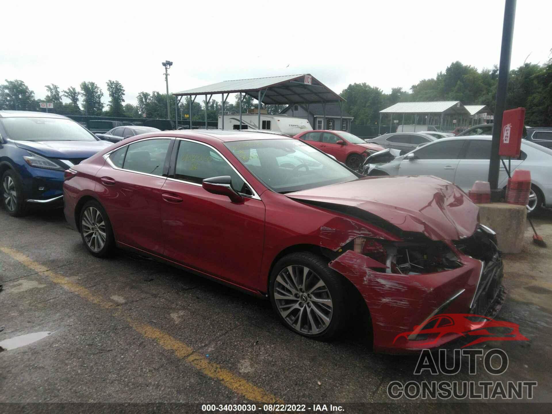 LEXUS ES 2019 - 58ABZ1B18KU026405