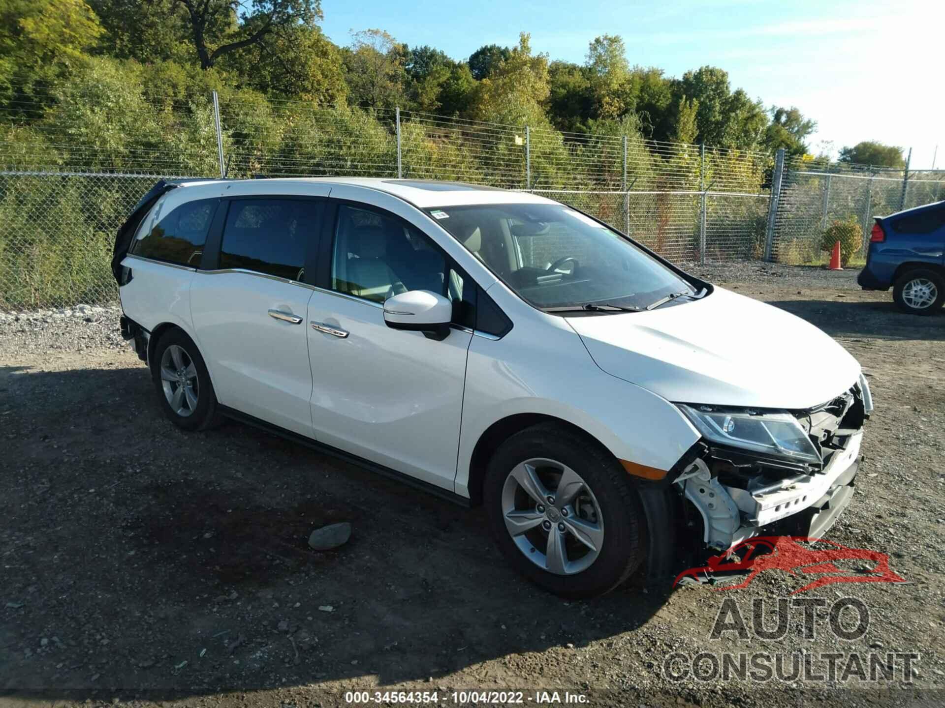 HONDA ODYSSEY 2018 - 5FNRL6H76JB051685