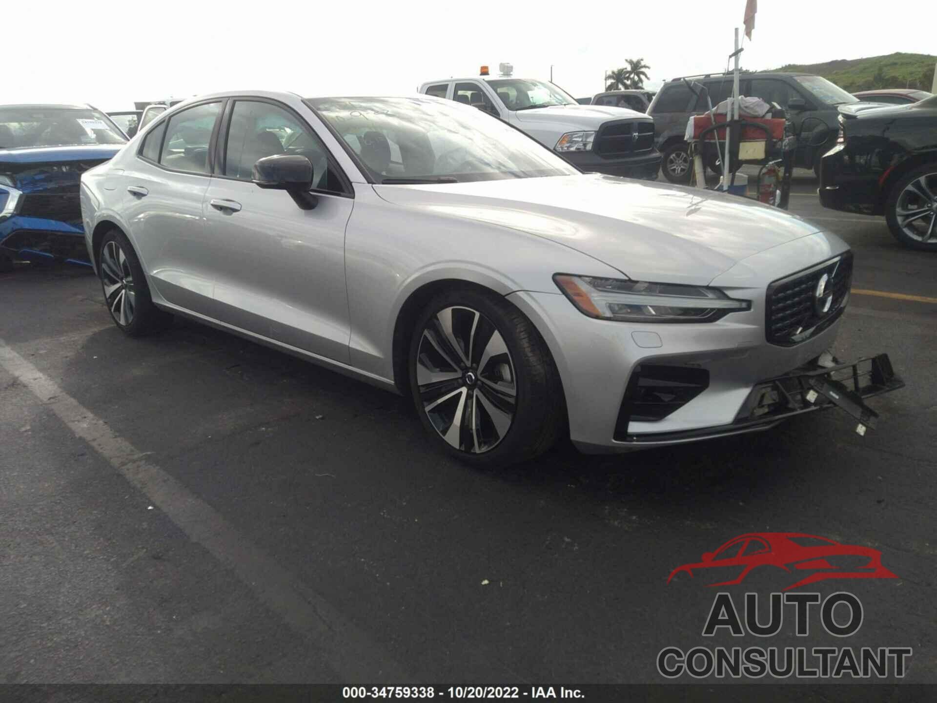 VOLVO S60 2022 - 7JRL12FZ2NG177659