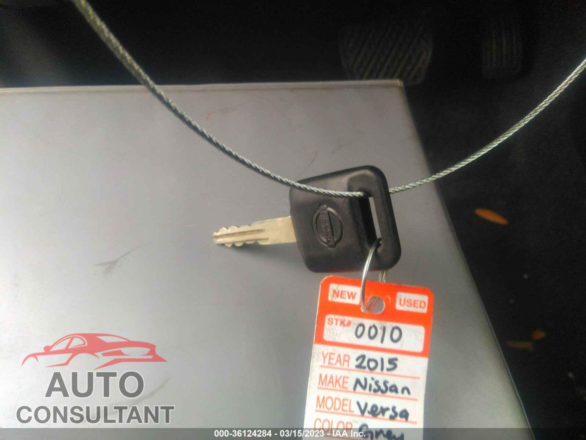 NISSAN VERSA NOTE 2015 - 3N1CE2CP9FL443264