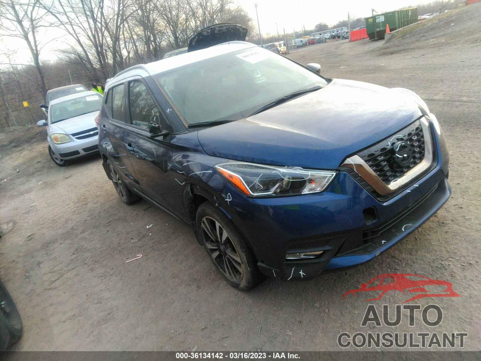 NISSAN KICKS 2019 - 3N1CP5CU4KL541677